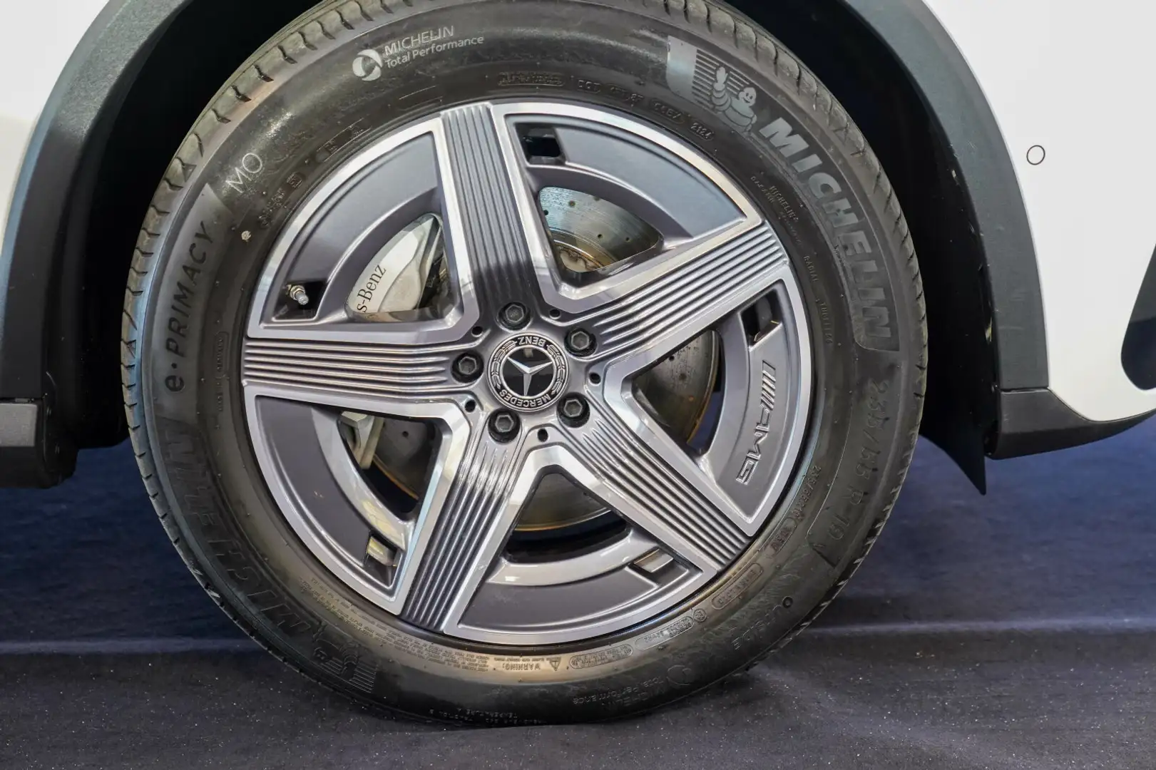 Mercedes-Benz GLC 220 GLC 220 d 4M AMG Line Pano Standheizung Burmeste Weiß - 2