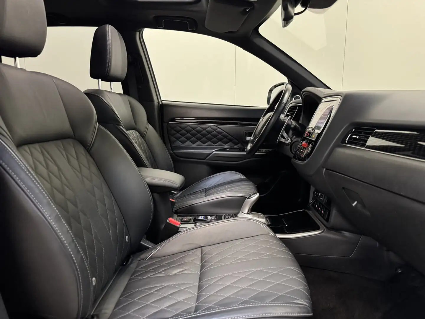 Mitsubishi Outlander 2.4 PHEV AWD Hybrid - Airco - Topstaat! Blanco - 2