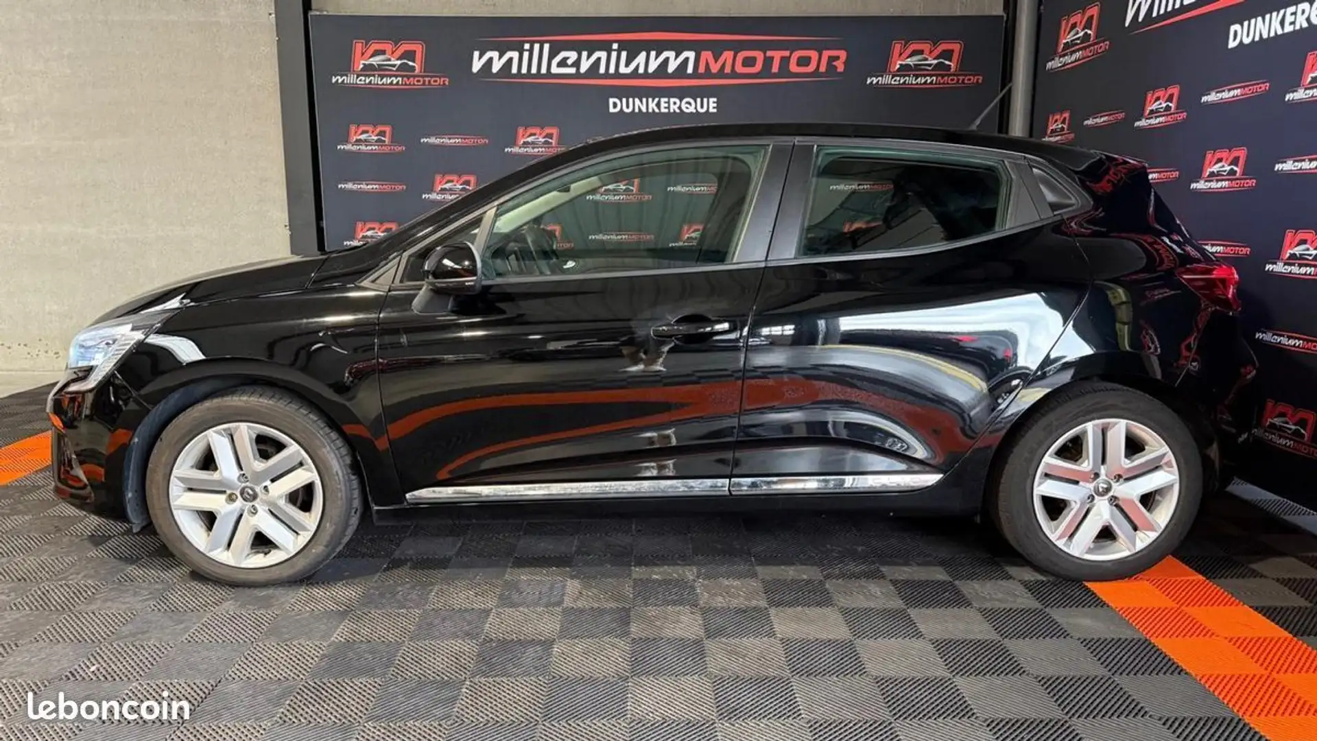 Renault Clio 5 business 1.5 bluedci 85 cv garantie 6 mois Noir - 2