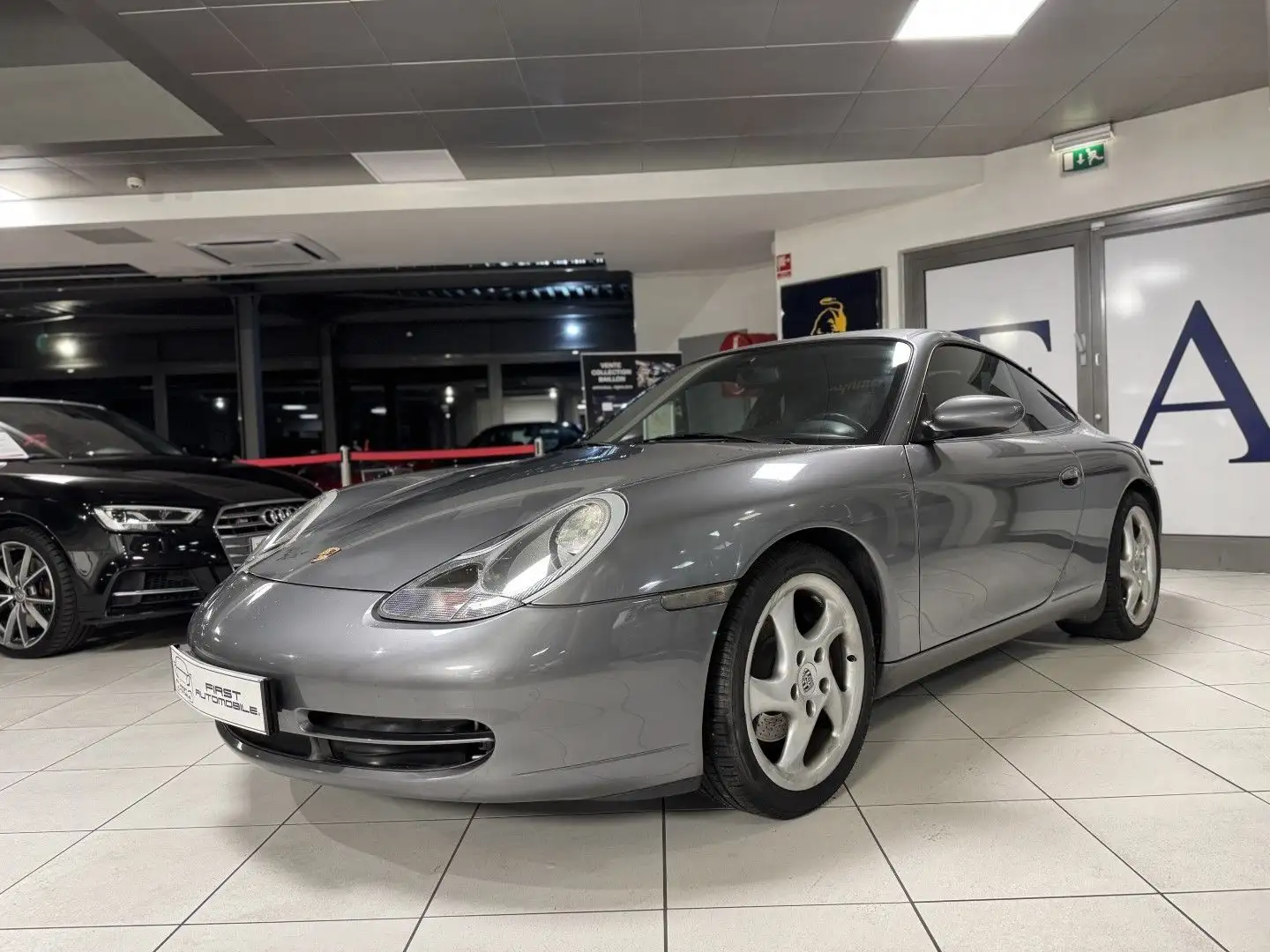 Porsche 911 (996) 300CH CARRERA BV6 Grijs - 2