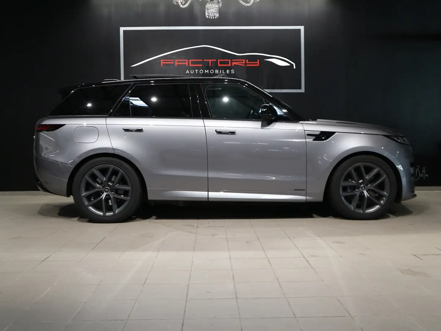 Land Rover Range Rover 3.0 P510E 510CH PHEV AUTOBIOGRAPHY SWB Grau - 2