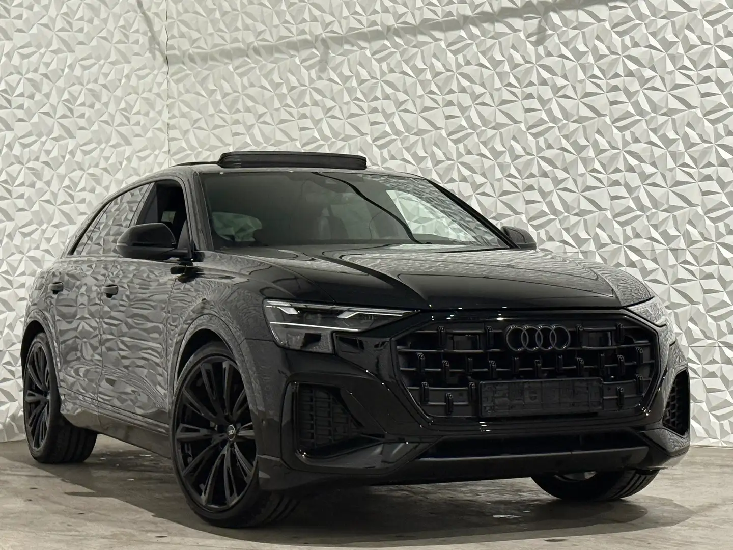 Audi Q8 50 TDi Quattro Tiptronic S-Line B&O PANO MATRIX Noir - 1
