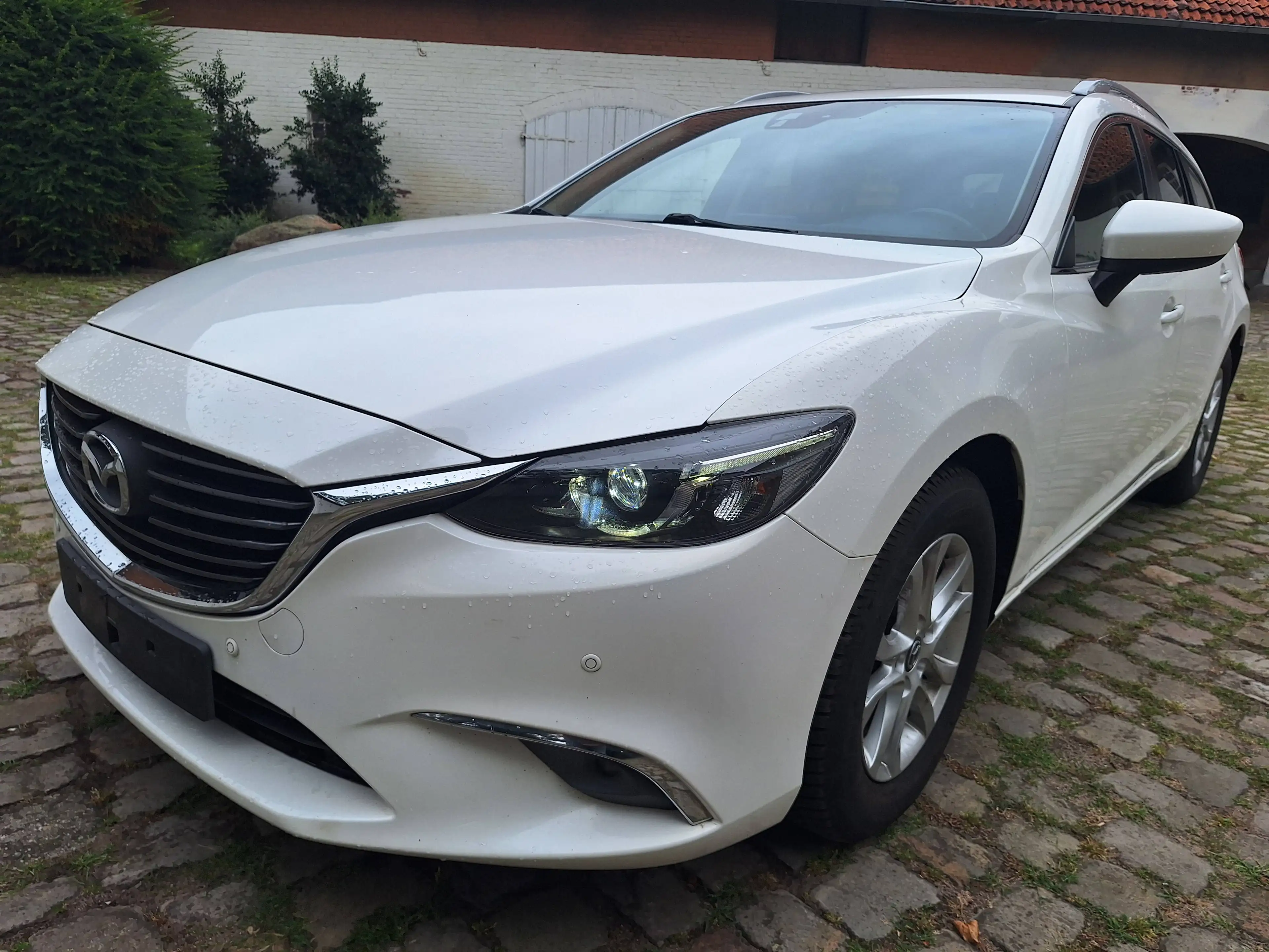 Mazda 6 Exclusive-Line
