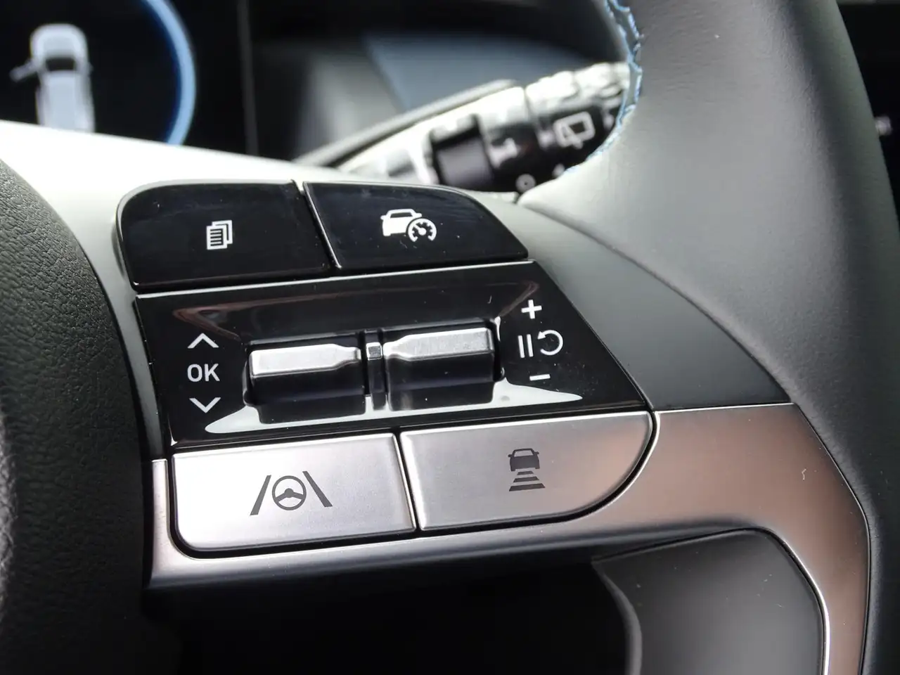 Hyundai TUCSON 1.6 TGDi 48V 7DCT EDITION 30+ NAVI/EHK/LED/DAB/KRE 17
