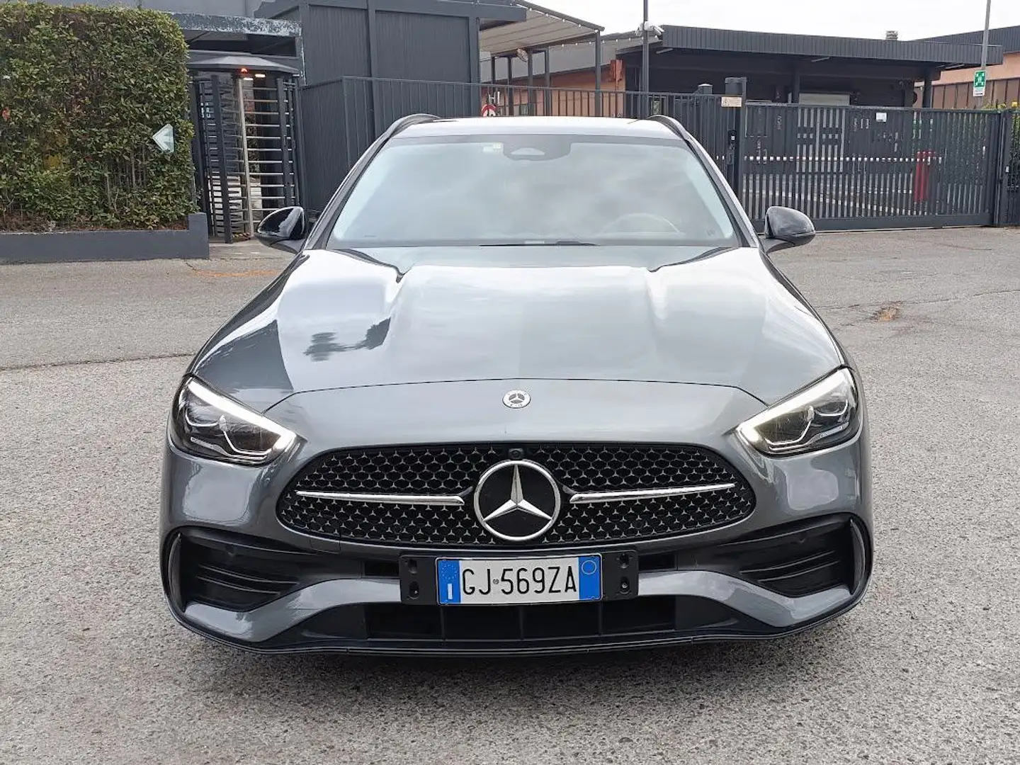Mercedes-Benz C 300 Classe C 300e phev Premium Plus auto Grigio - 2
