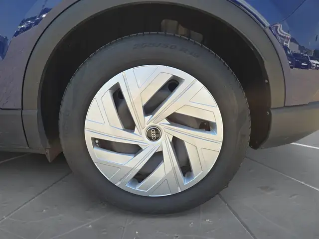 Audi Q4 E-Tron view 15