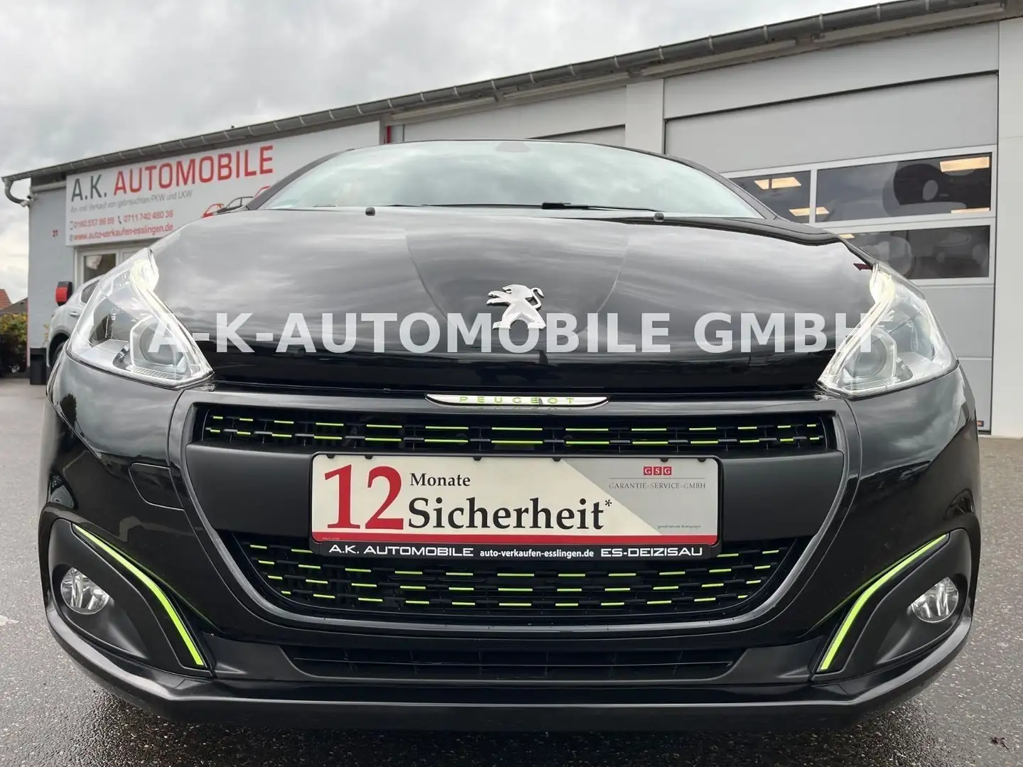 Peugeot 208 Allure*NAVI*LED*TEMPO*PDC*SHZ*2-HD* Schwarz - 2