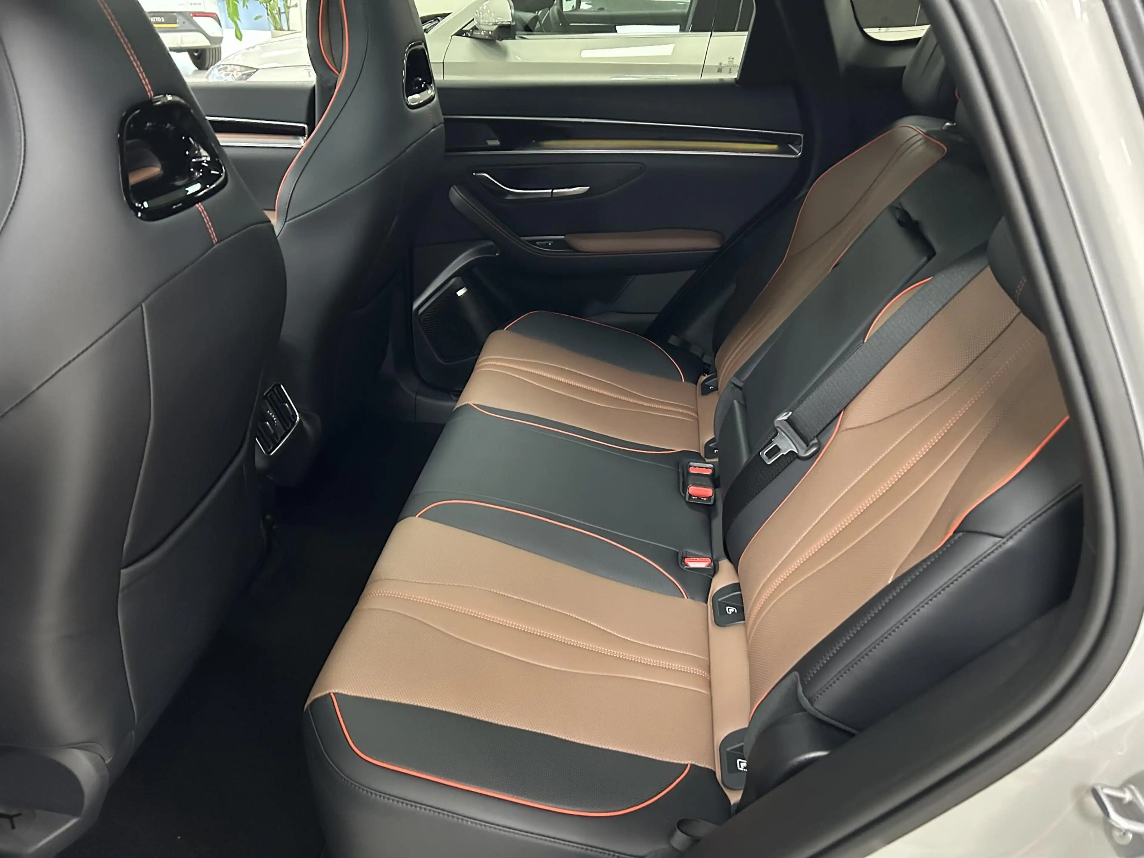 BYD Seal U 1.5 DM-i FWD Boost | Van: € 40.863,- nu rijklaar v — photo 13