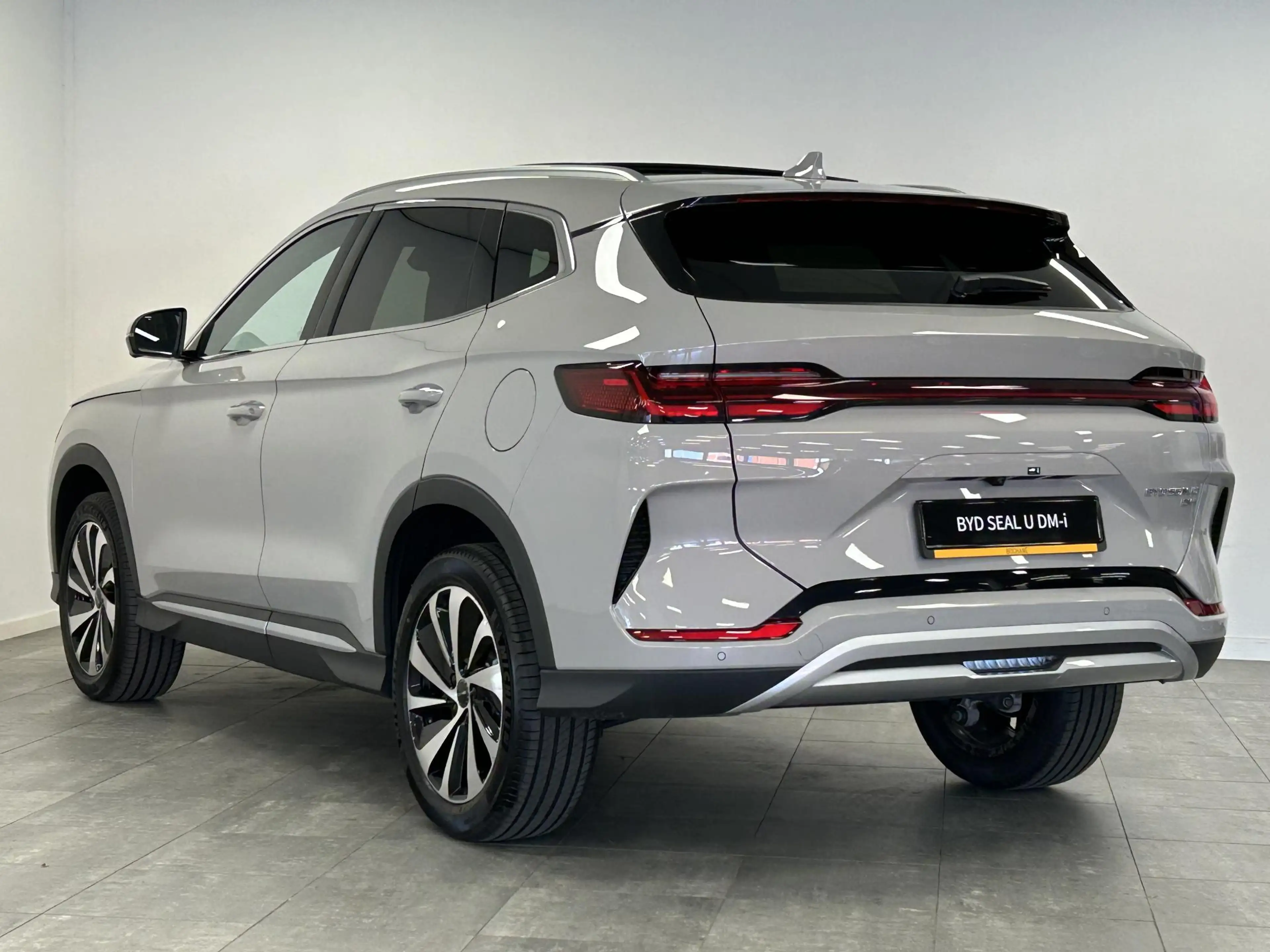 BYD Seal U 1.5 DM-i FWD Boost | Van: € 40.863,- nu rijklaar v — photo 11