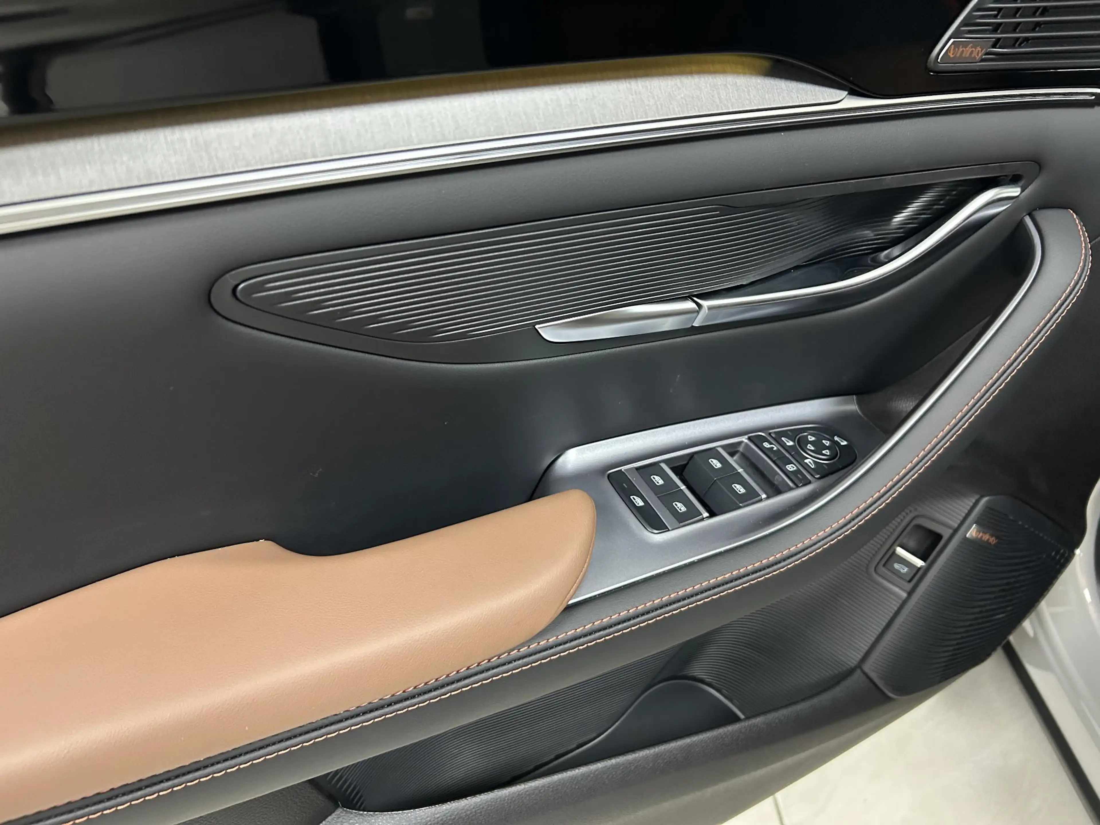 BYD Seal U 1.5 DM-i FWD Boost | Van: € 40.863,- nu rijklaar v