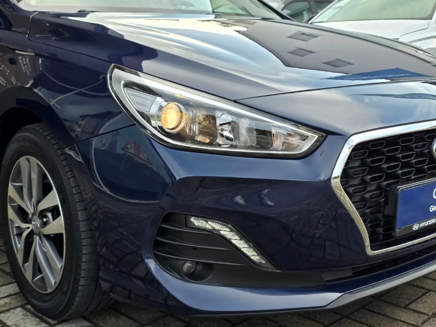 Hyundai i30 1.4 T-GDI M/T Trend, Winterräder, Navi, Komfort-Pa Blu/Azzurro - 2