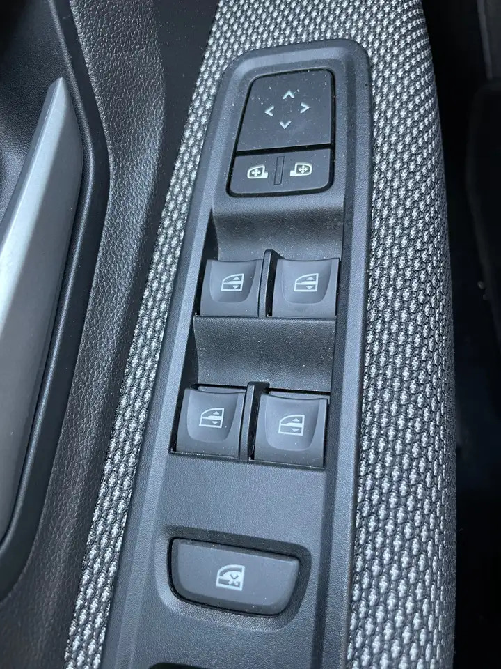 Dacia Sandero Sandero — photo 14