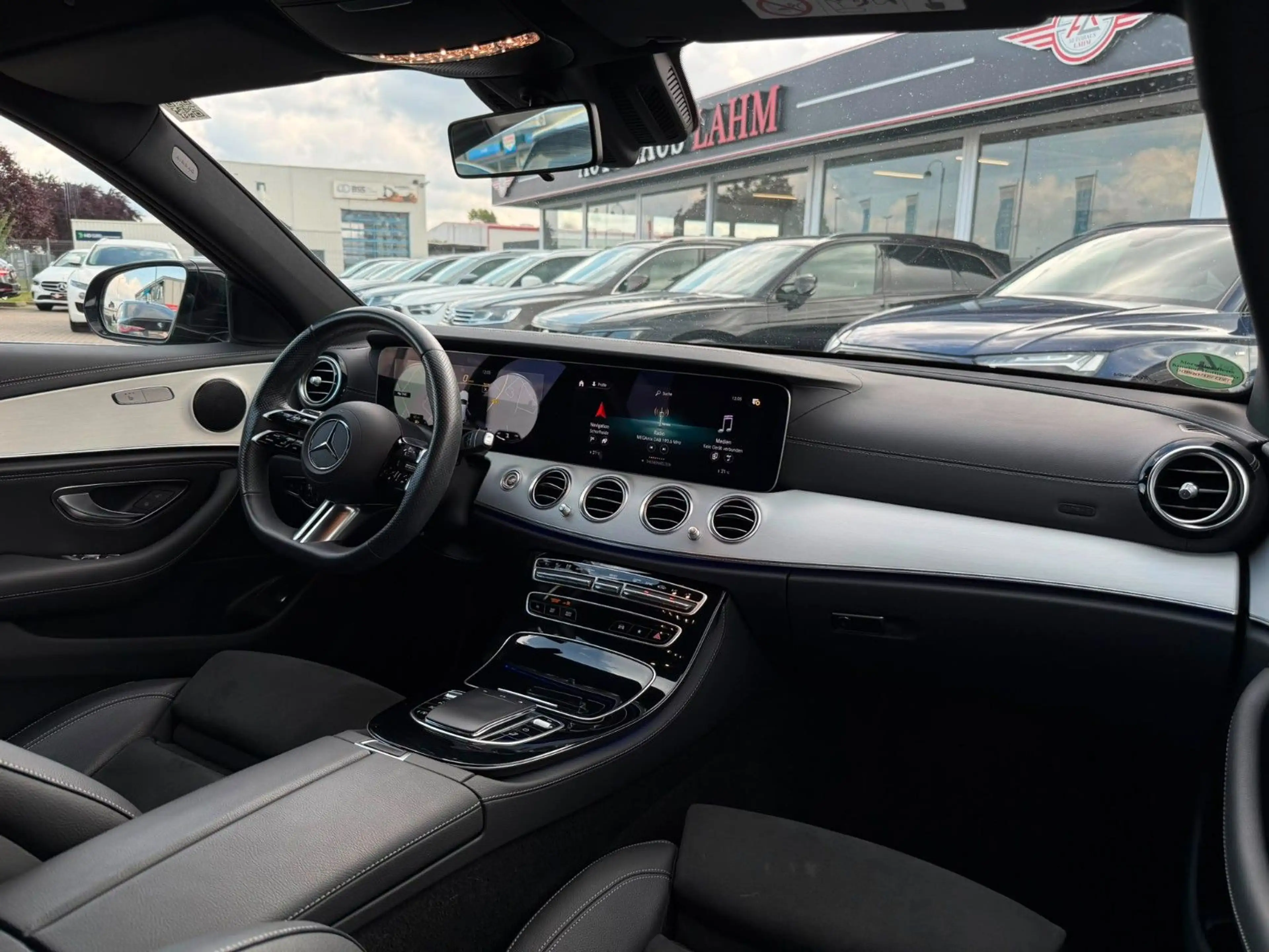 Mercedes-Benz E 400 d 4Matic 9G"AMG PAKET""1.HA"AHK"KAMERA" — photo 11