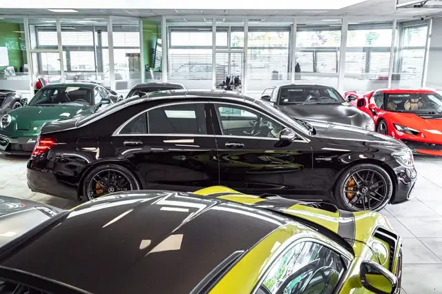 Mercedes-Benz S-Class view 8