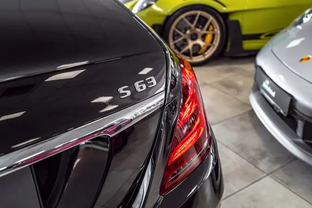 Mercedes-Benz S-Class view 20
