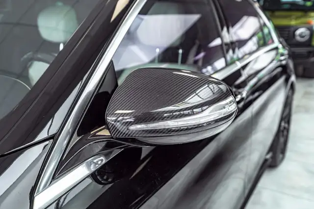 Mercedes-Benz S-Class view 16