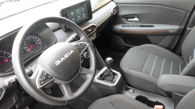 Dacia Sandero III 1.0 TCe 110 Stepway Expression + Navi Einparkhilfe vorn/hinten — photo 7