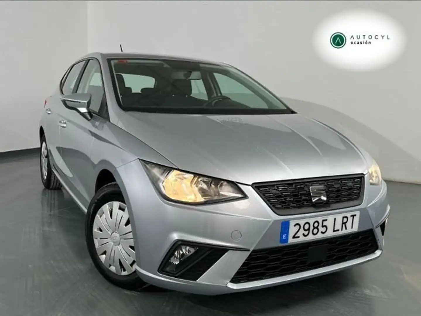 SEAT Ibiza 1.0 MPI S&S Style 59kW Plateado - 1