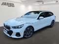 BMW 540 d xDrive Touring M Sport Sthzg Pano AHK B&W ! Weiß - thumbnail 2