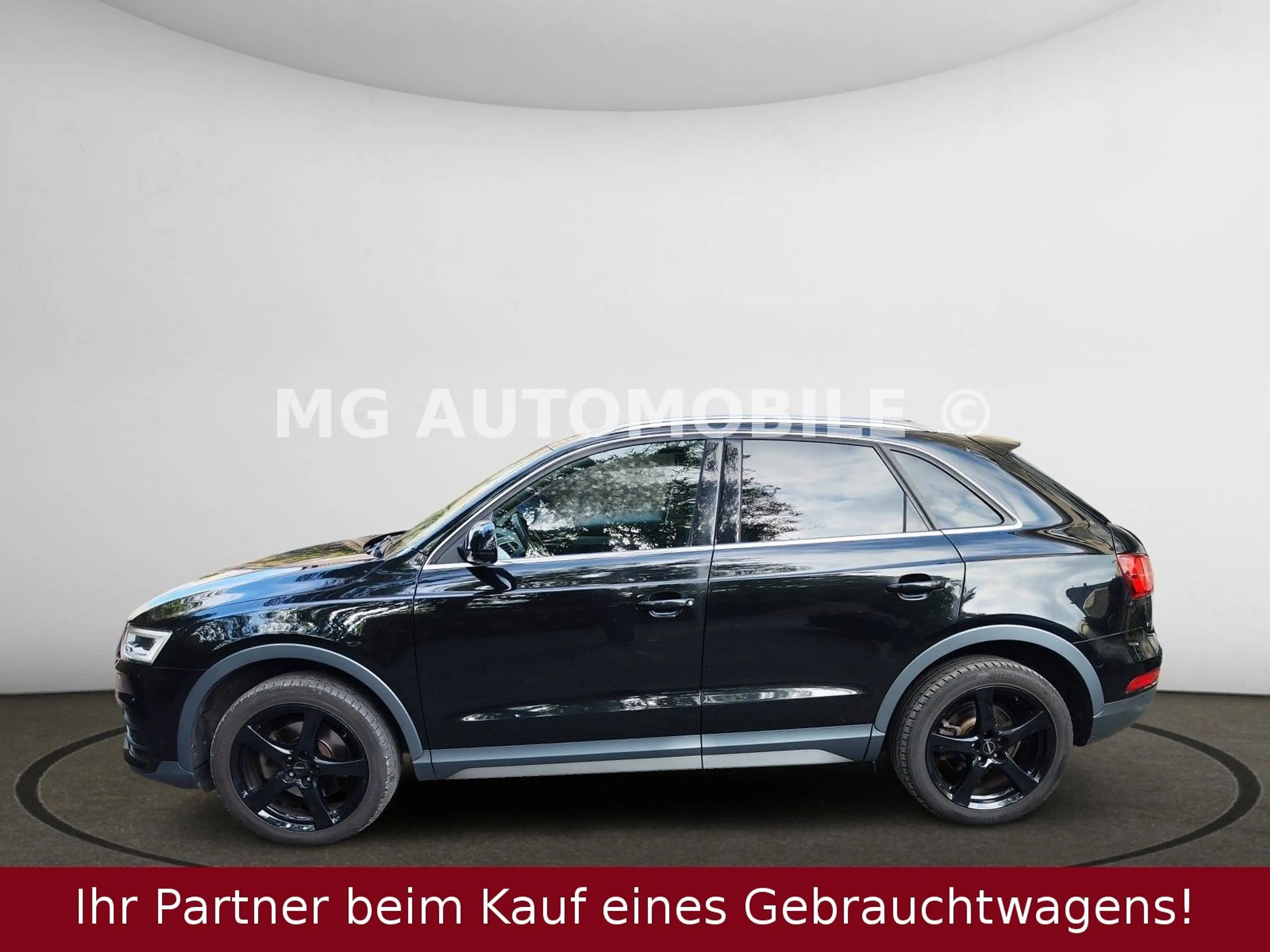 Audi Q3 2.0 TDI quattro design schwenkbare AHK LED — photo 6