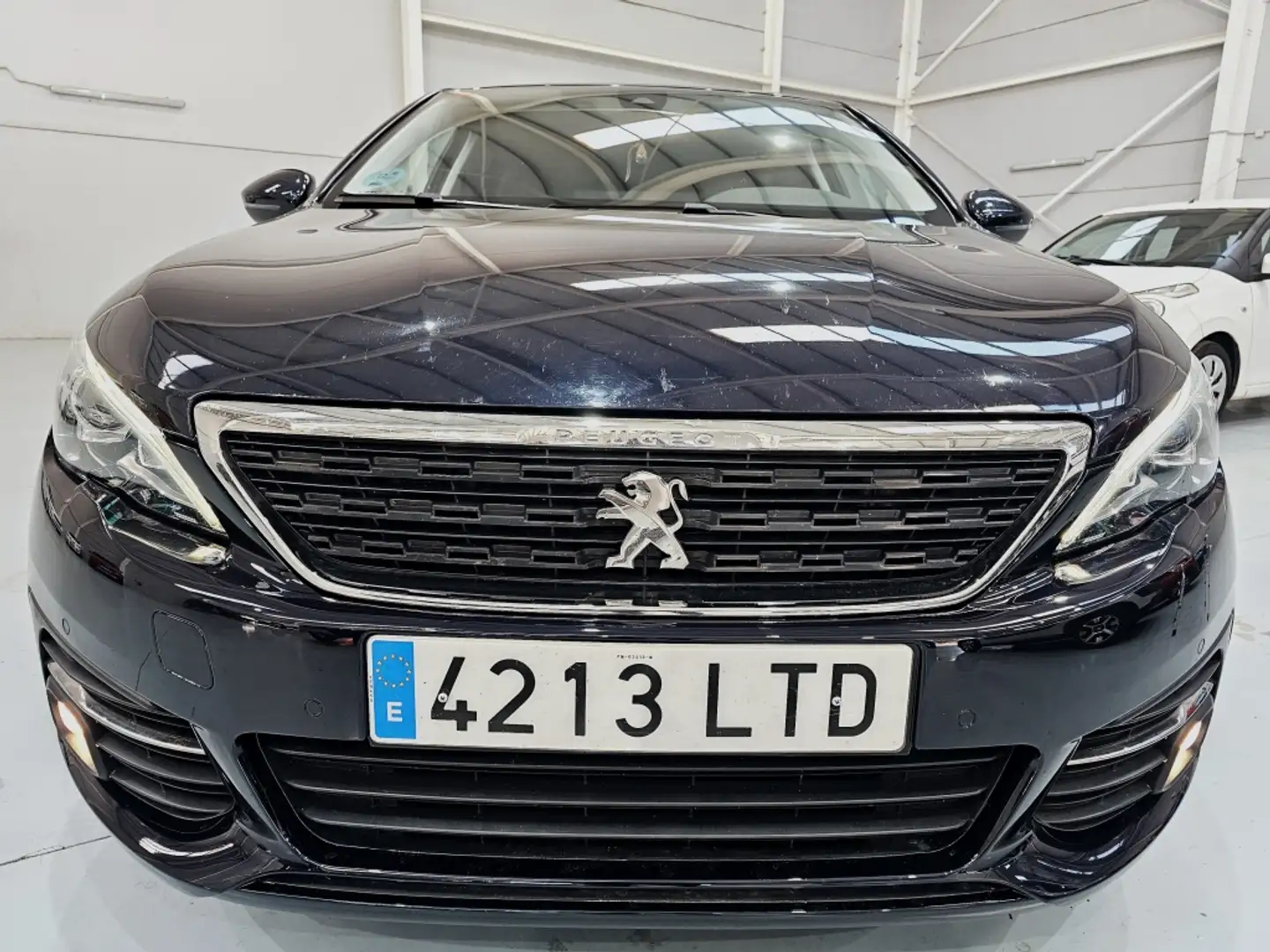 Peugeot 308 SW 1.5BlueHDi Style 100 Azul - 2