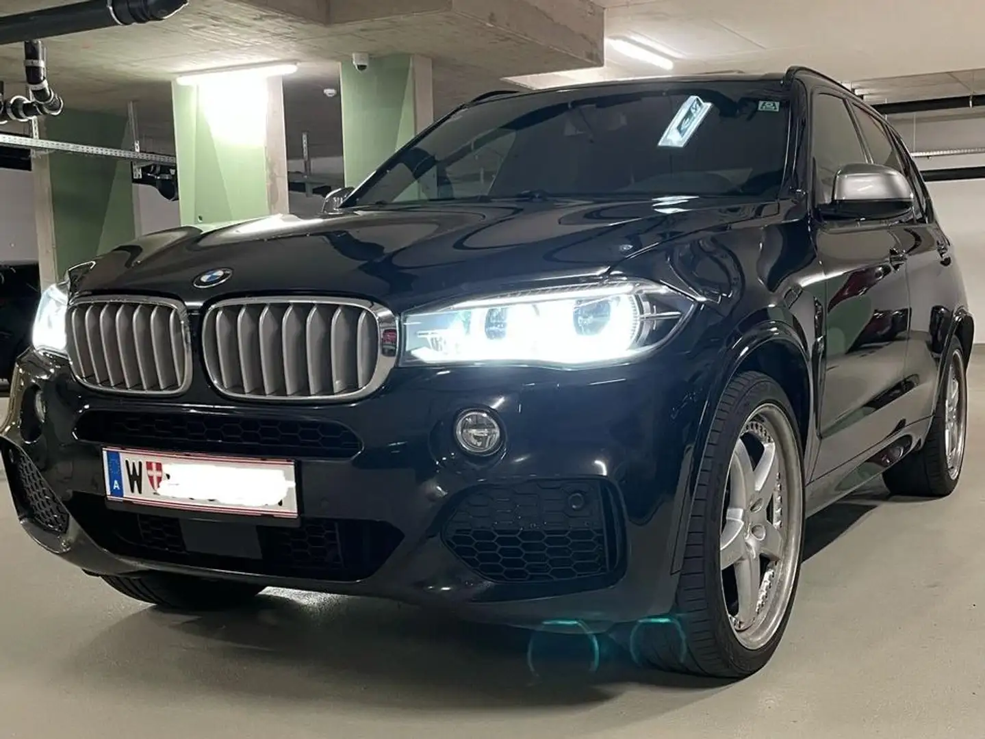 BMW X5 M X5 M50d Aut. Schwarz - 2