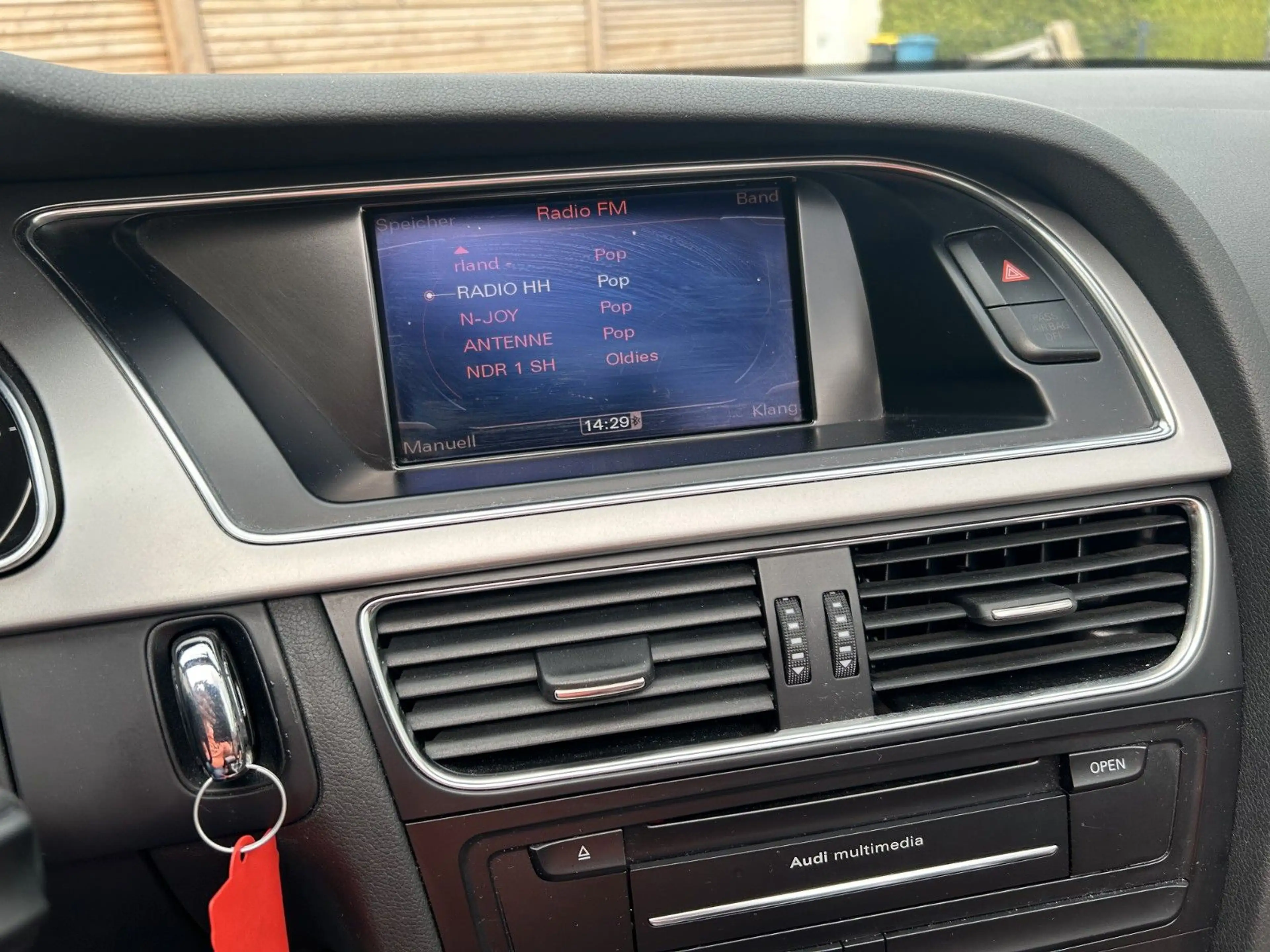 Audi A5 Cabriolet 2.0 TDI NAVI, Leder, Shz — photo 10