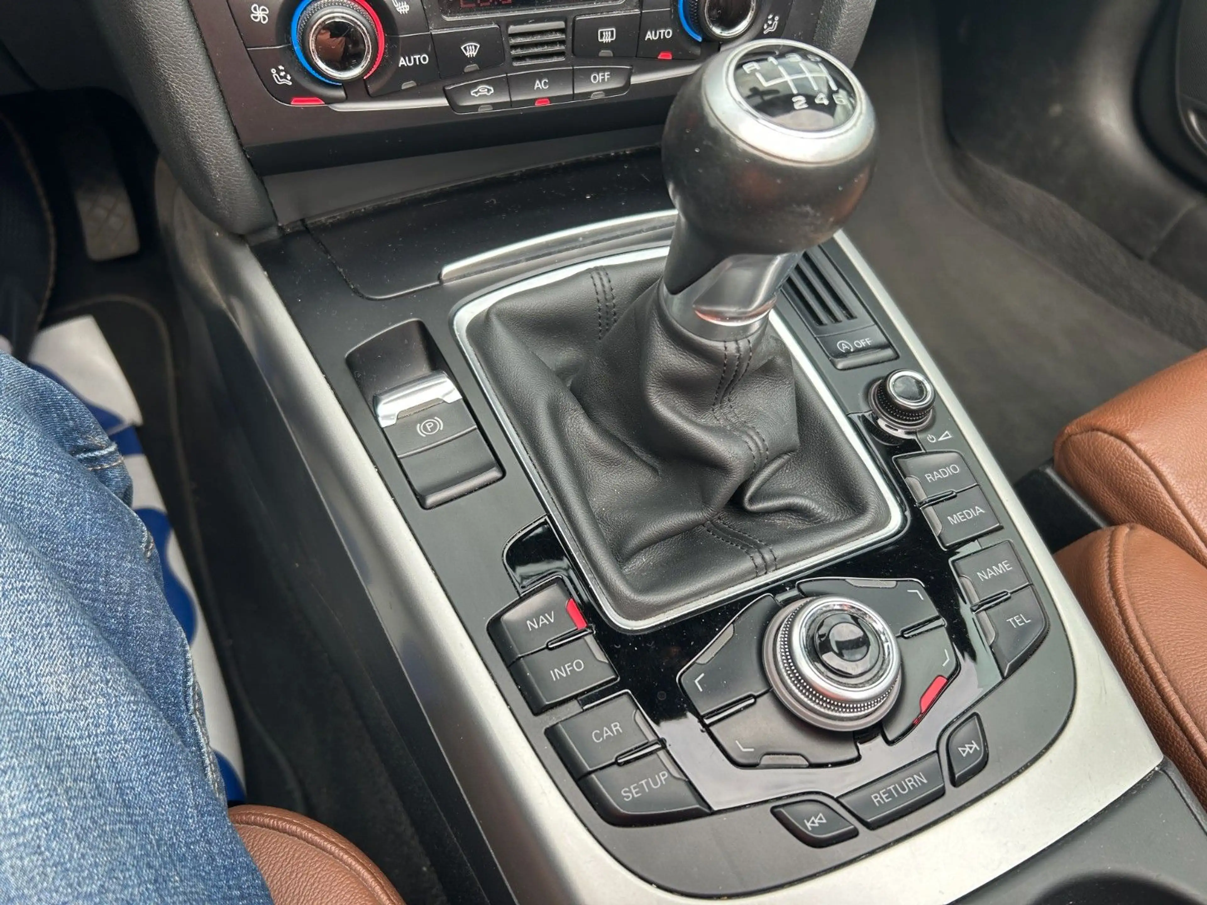 Audi A5 Cabriolet 2.0 TDI NAVI, Leder, Shz — photo 9