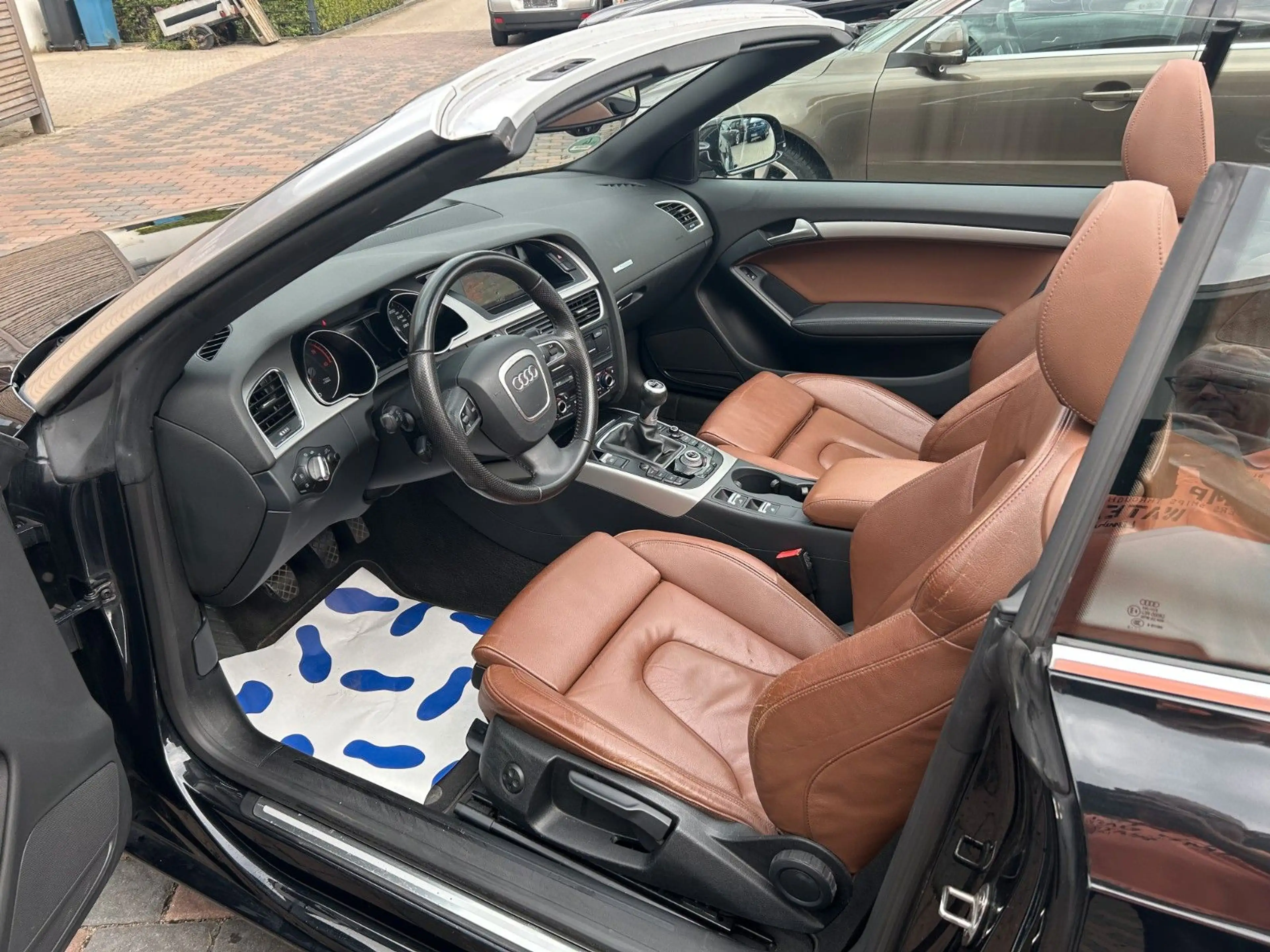 Audi A5 Cabriolet 2.0 TDI NAVI, Leder, Shz — photo 7