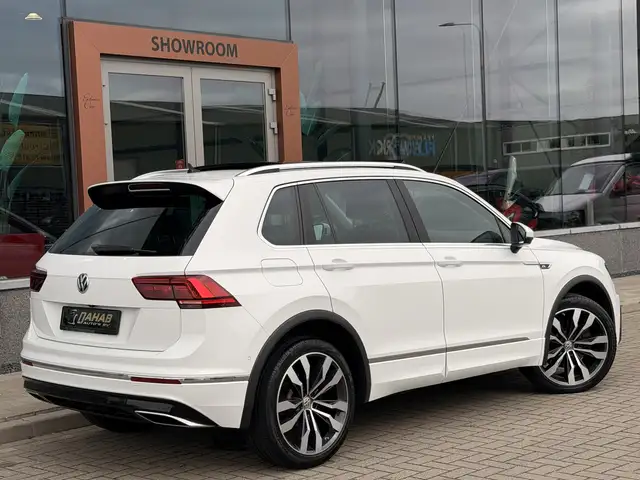 Volkswagen Tiguan view 16