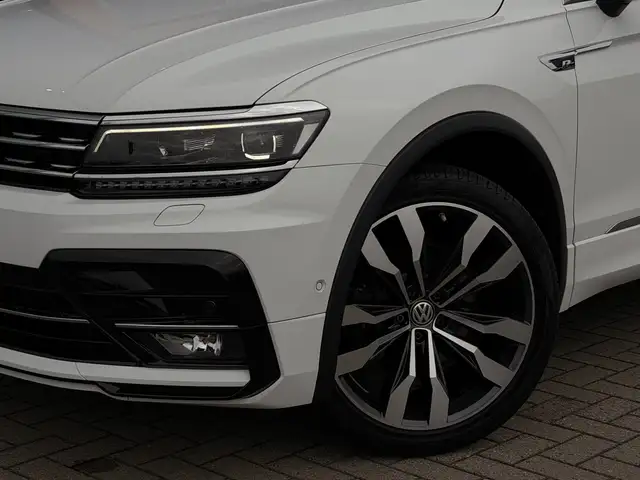 Volkswagen Tiguan view 6
