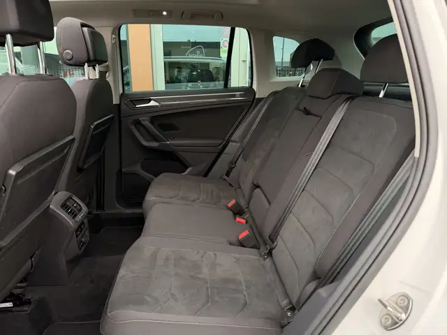 Volkswagen Tiguan view 9