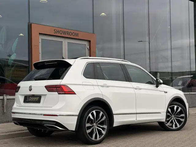 Volkswagen Tiguan view 14