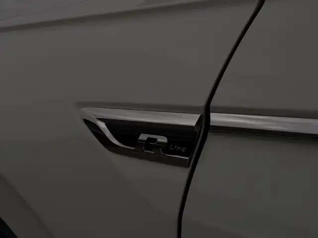 Volkswagen Tiguan view 7