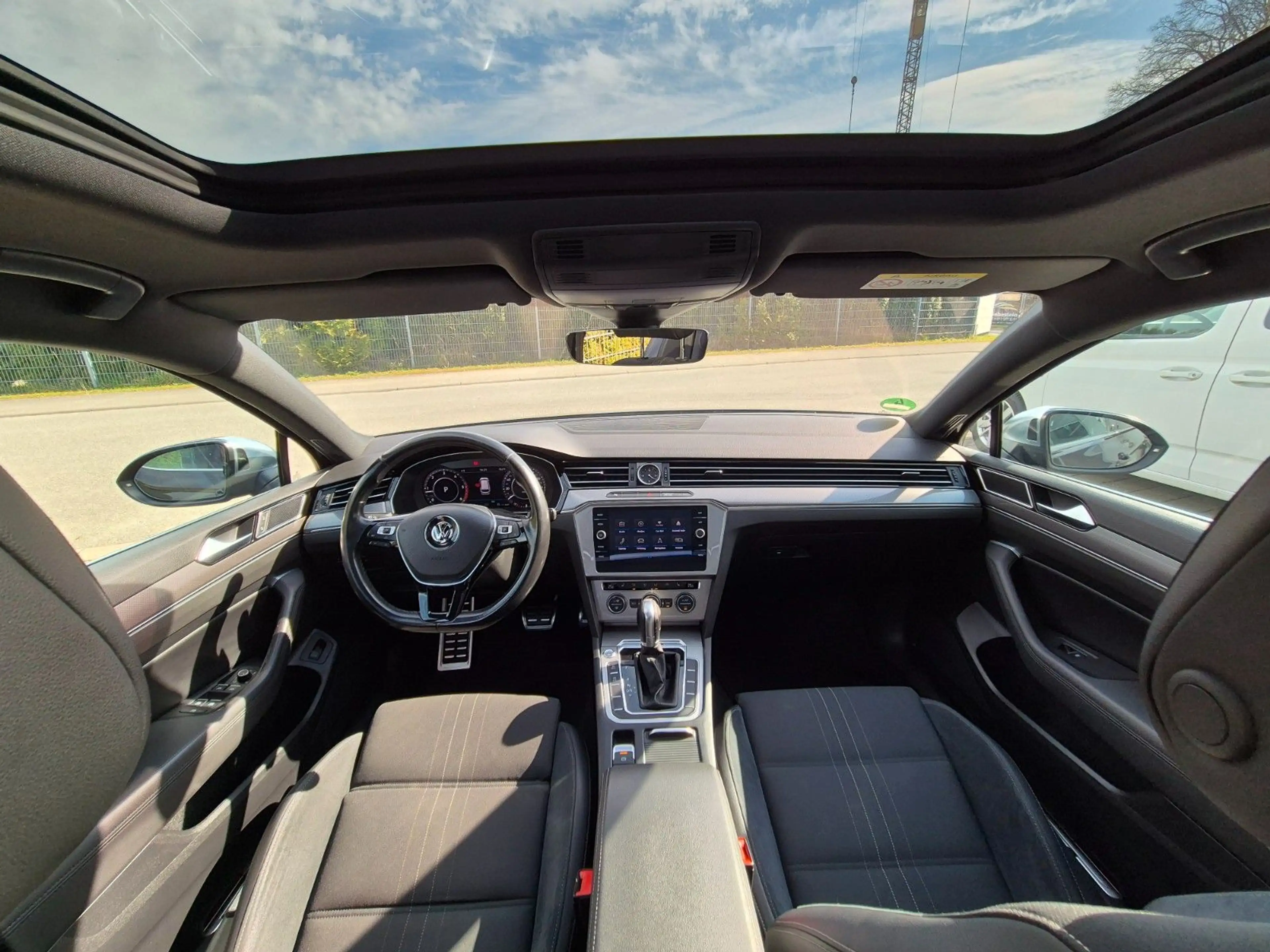 Volkswagen Passat Alltrack 4Motion/LEDMatrix/AHK/ACC/Kamera — photo 14