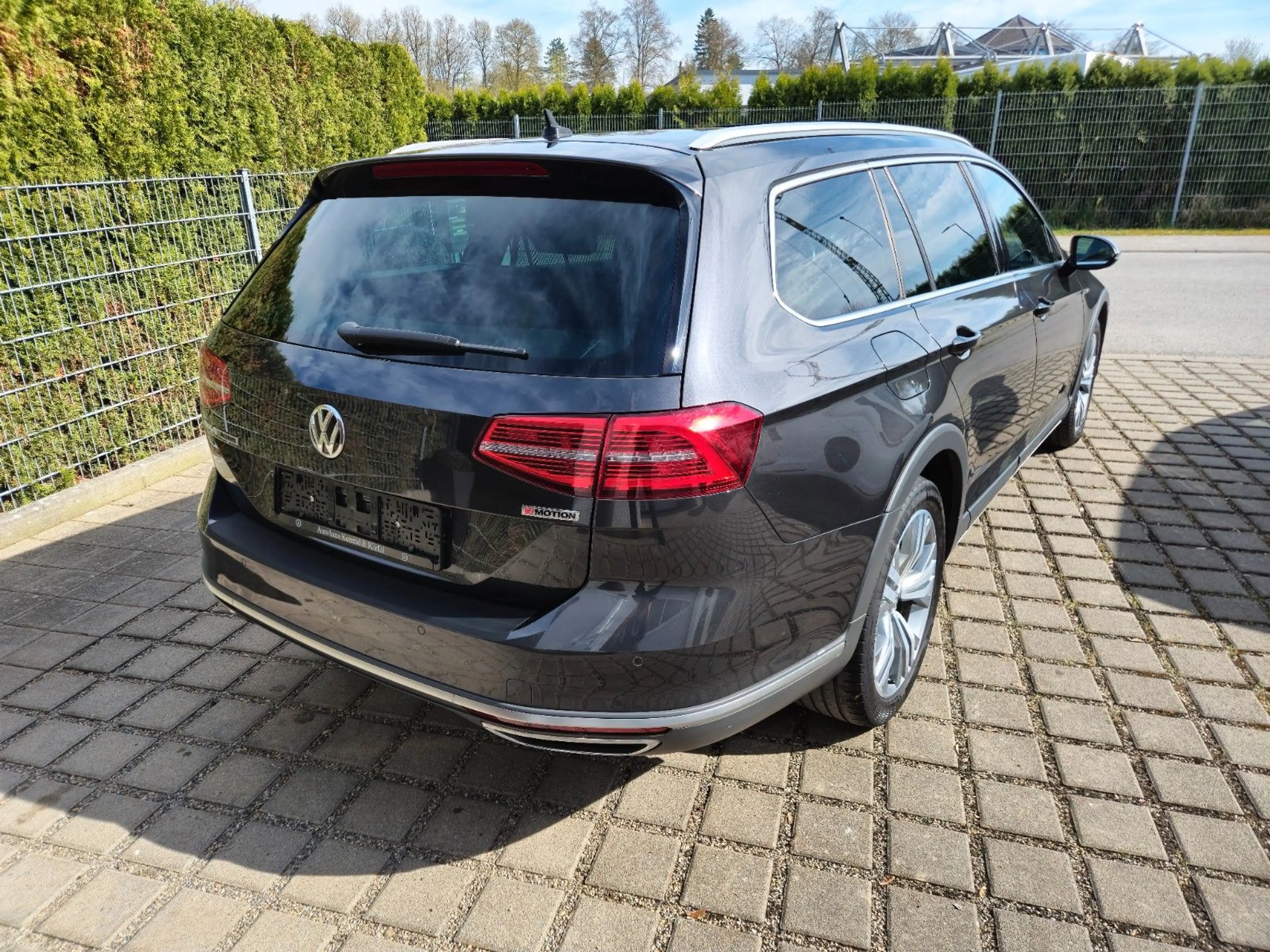 Volkswagen Passat Alltrack 4Motion/LEDMatrix/AHK/ACC/Kamera — photo 9