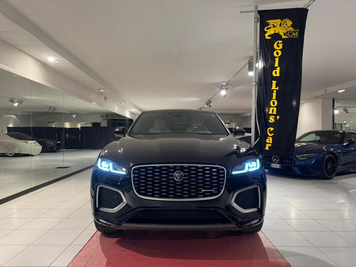 Jaguar F-Pace 2.0d i4 mhev R-Dynamic S awd 204cv auto Noir - 2