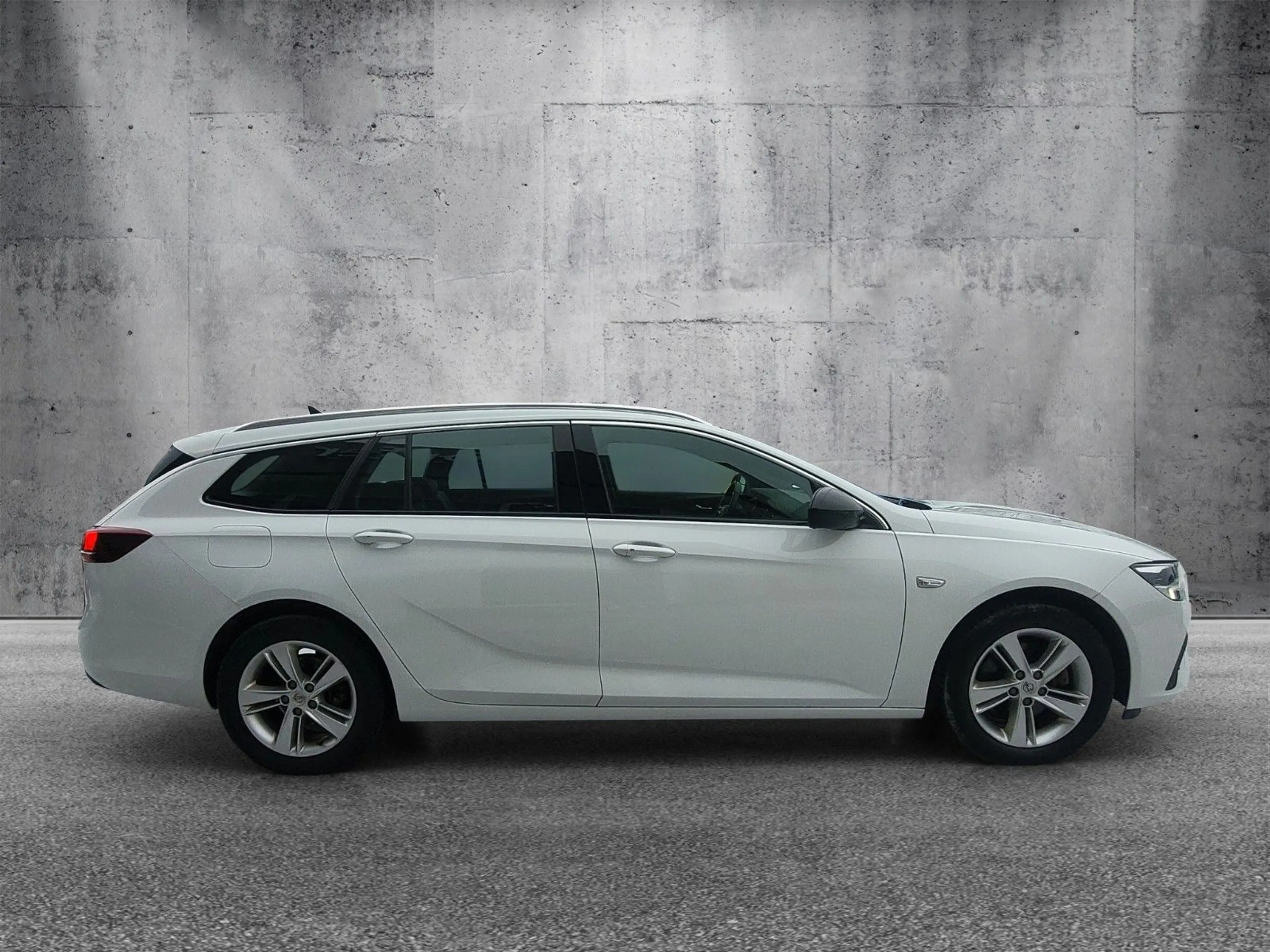 Opel Insignia B ST "Business" 1-Hand/Voll-LED/Bose — photo 8