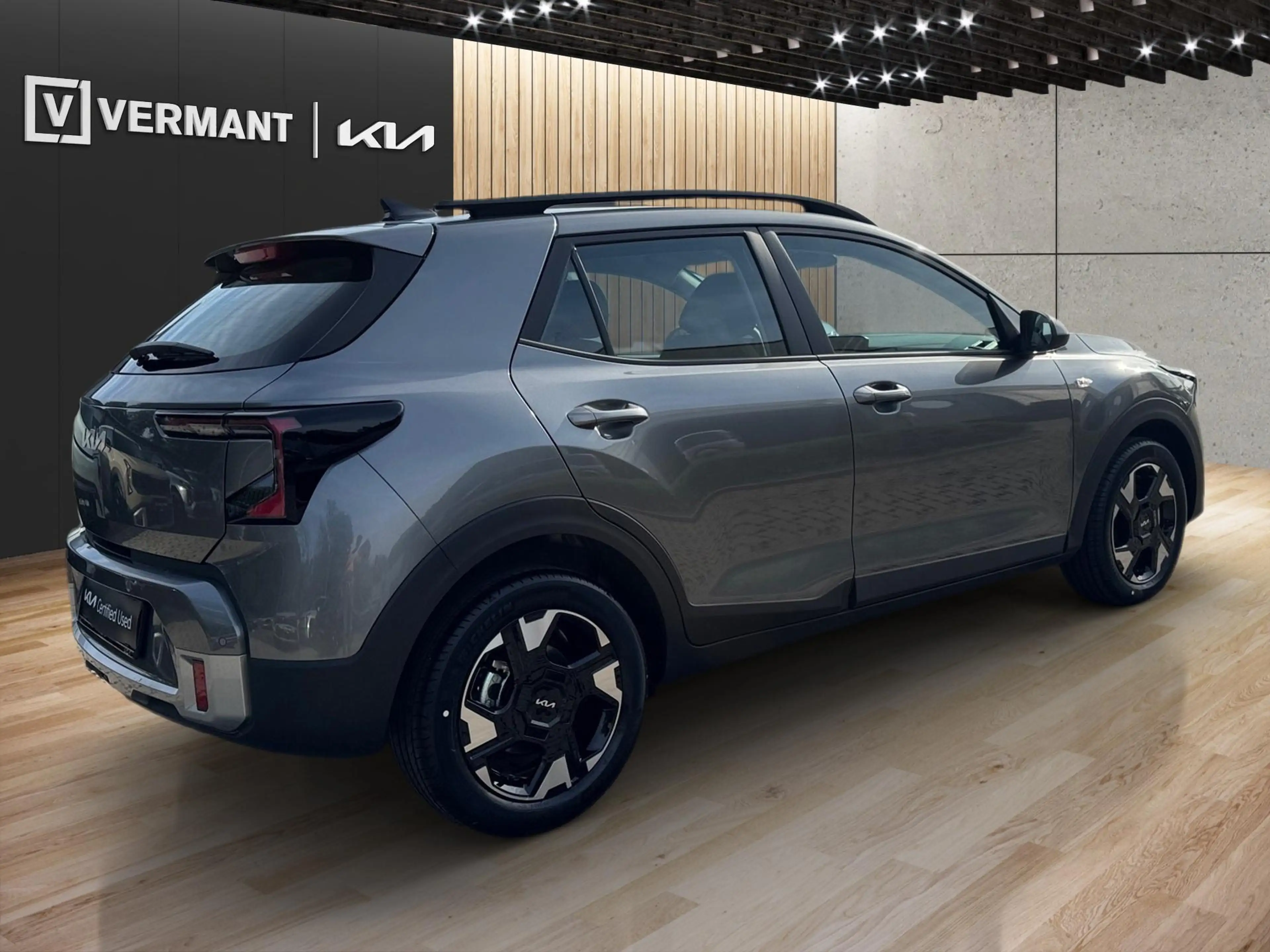 Kia Stonic 1.0 T-GDI DCT Urban — photo 3