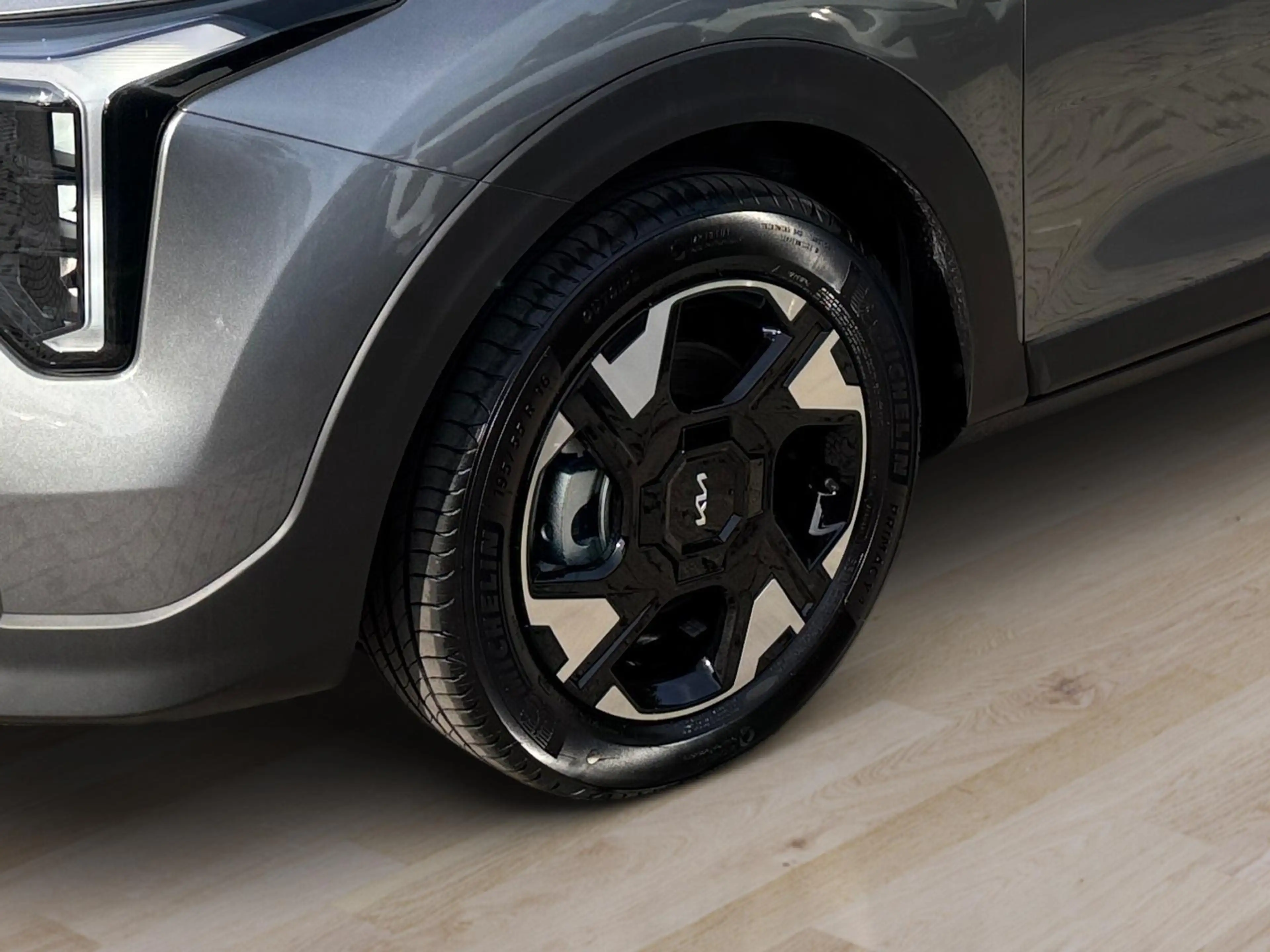 Kia Stonic 1.0 T-GDI DCT Urban — photo 5