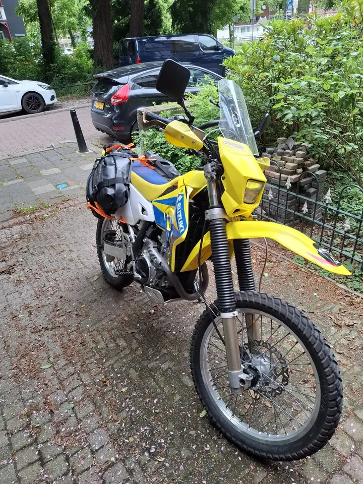 Suzuki DR-Z 400