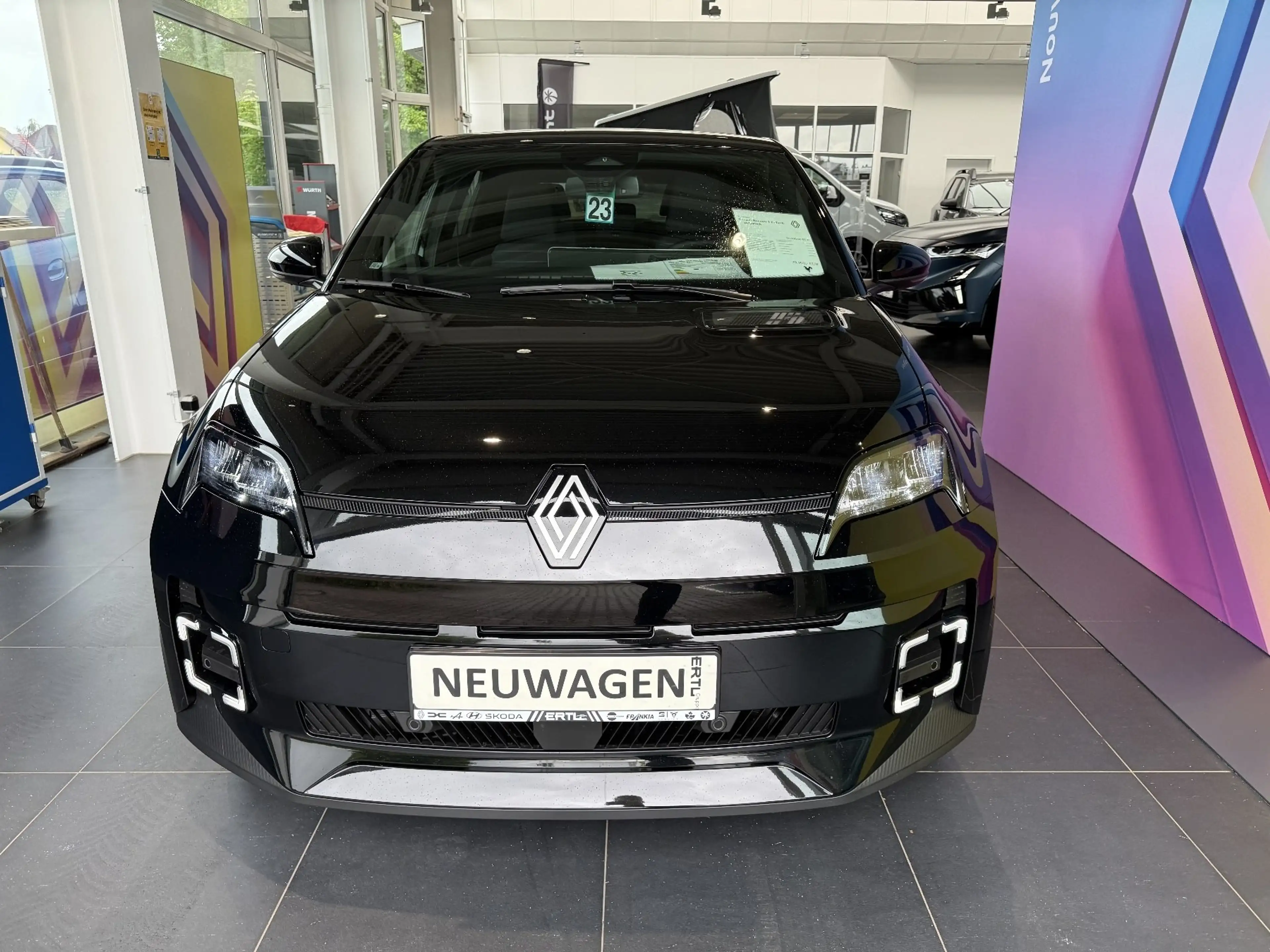 Renault R 5 E-Tech elektrisch Techno 120 Urban Range — photo 2