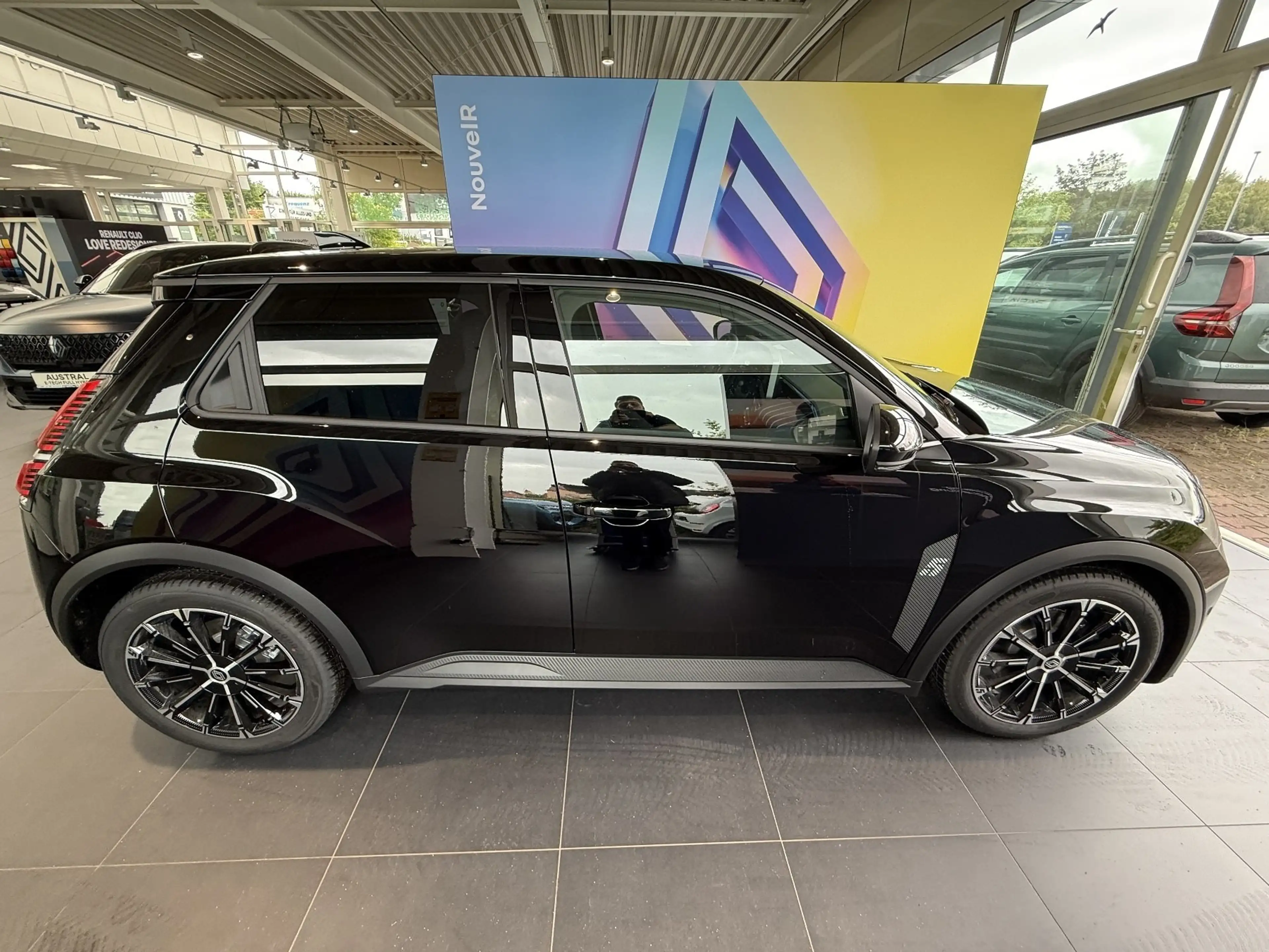 Renault R 5 E-Tech elektrisch Techno 120 Urban Range — photo 4