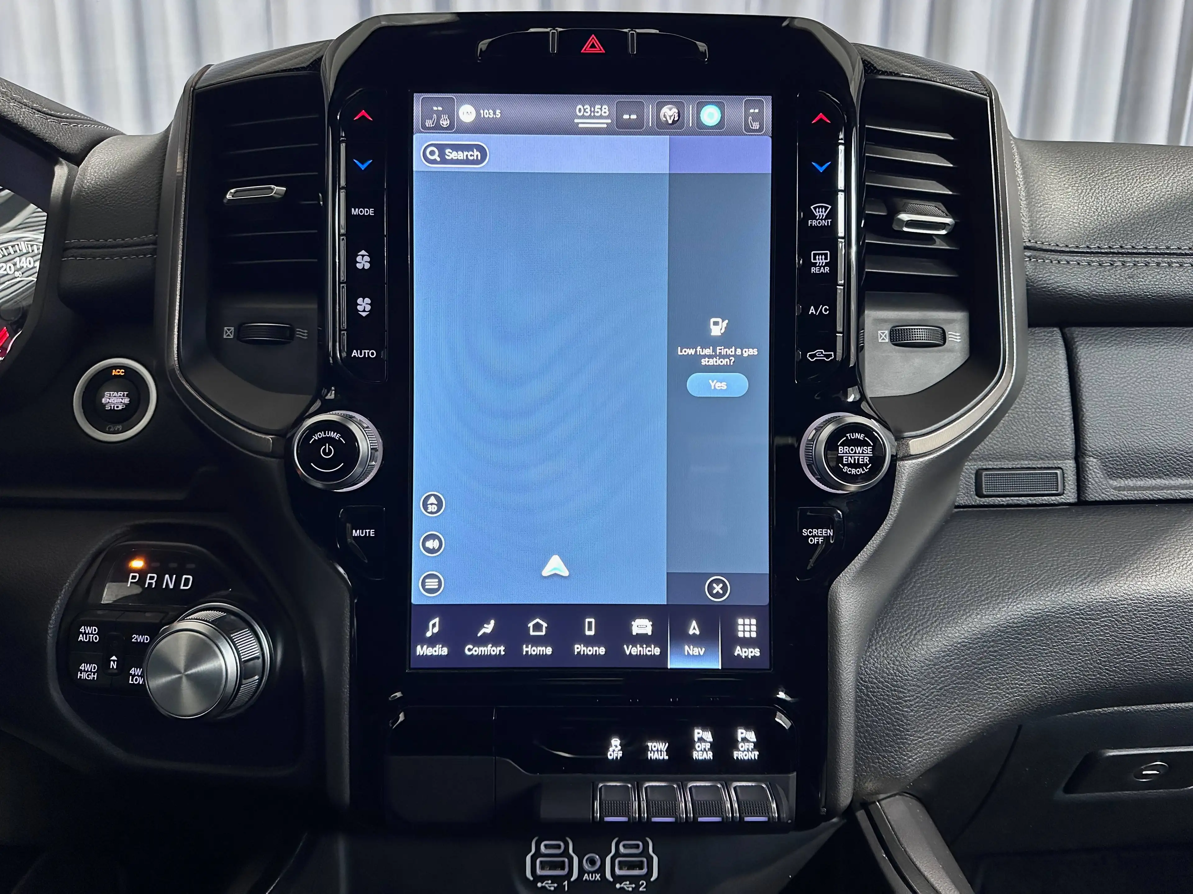 Dodge RAM 1500 SPORT CREW CAB 4X4 *LPG*LEDER*NAVI*APPLE CARPLAY* — photo 13