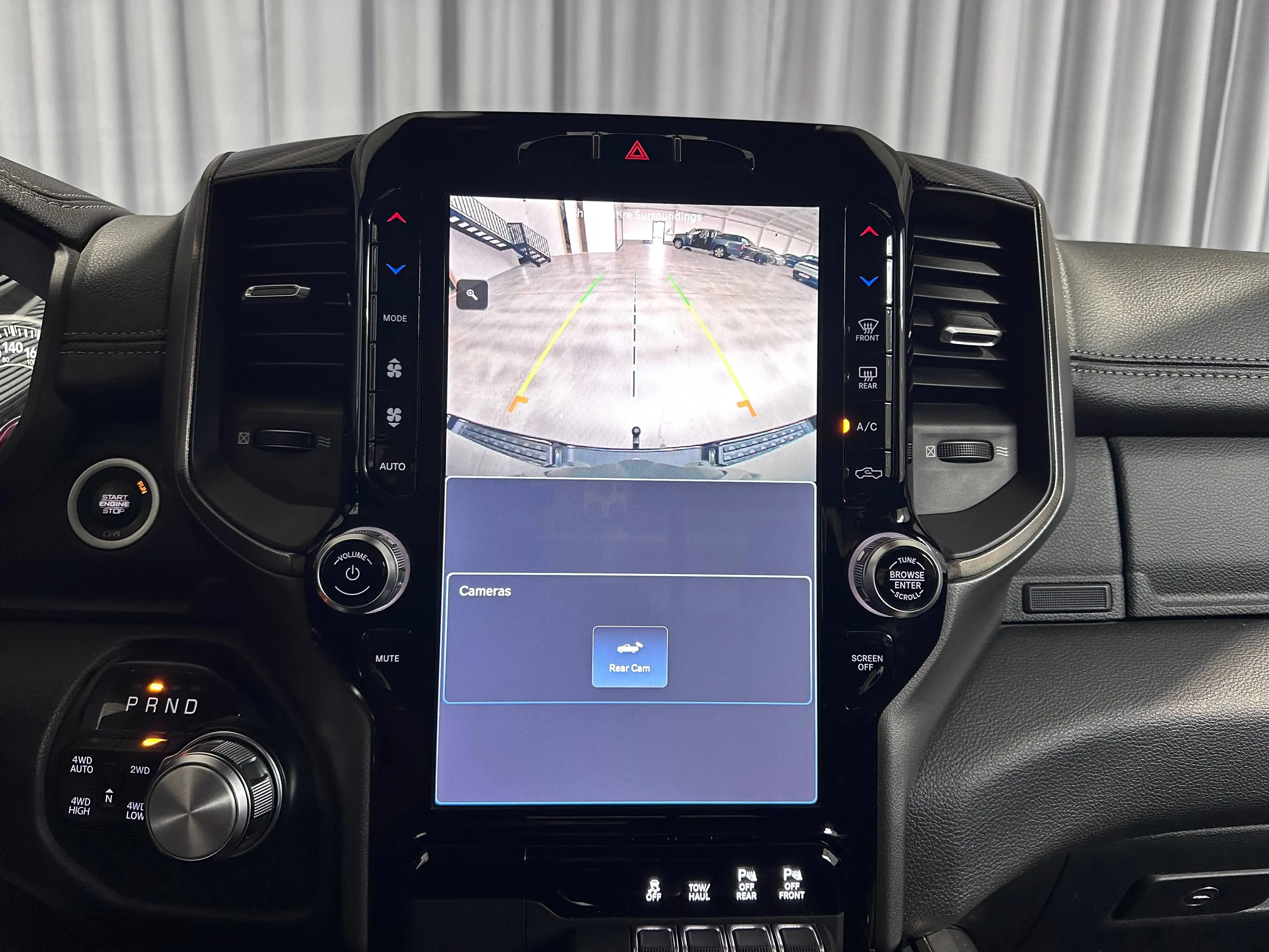 Dodge RAM 1500 SPORT CREW CAB 4X4 *LPG*LEDER*NAVI*APPLE CARPLAY* — photo 14