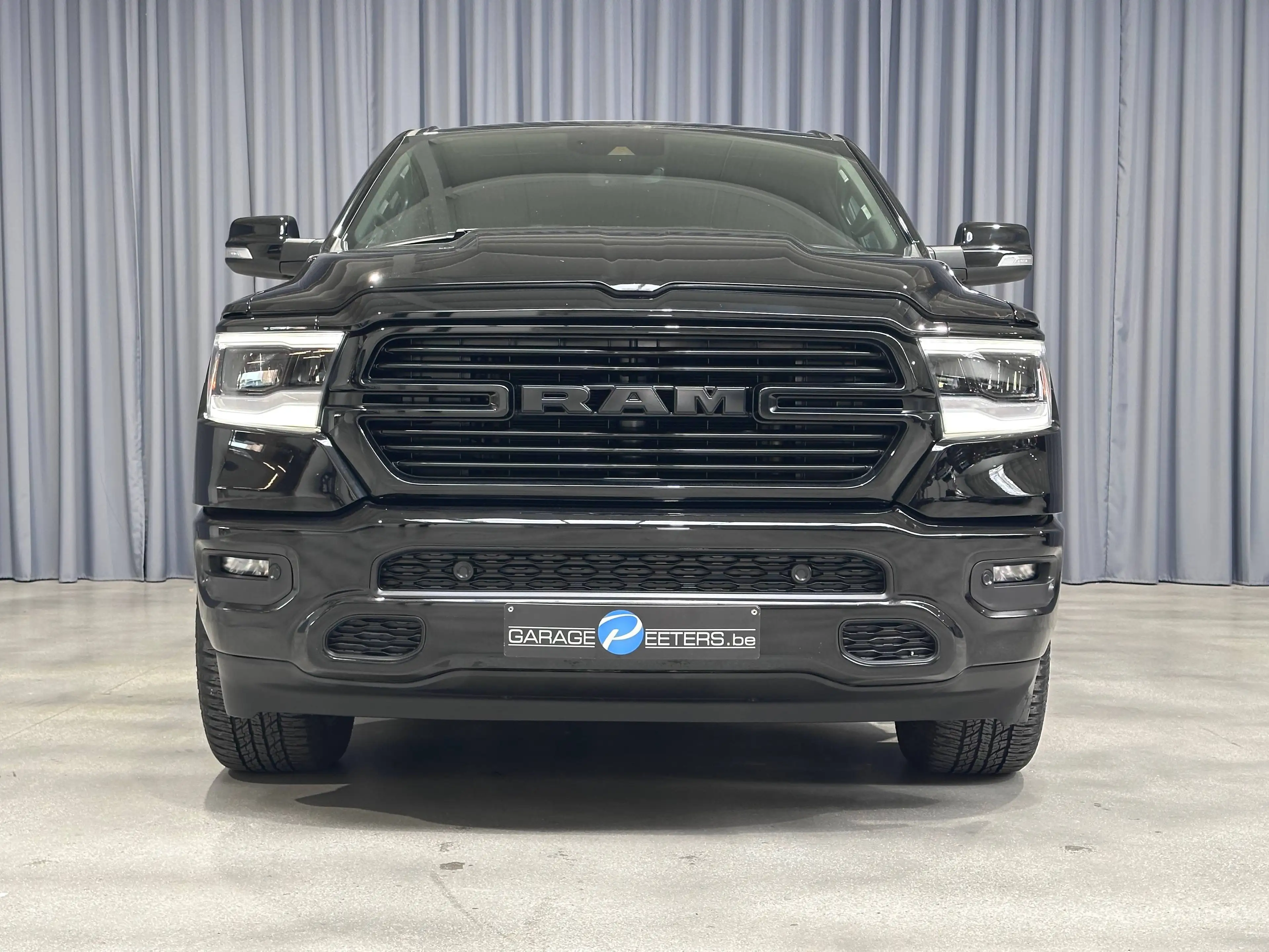 Dodge RAM 1500 SPORT CREW CAB 4X4 *LPG*LEDER*NAVI*APPLE CARPLAY* — photo 5