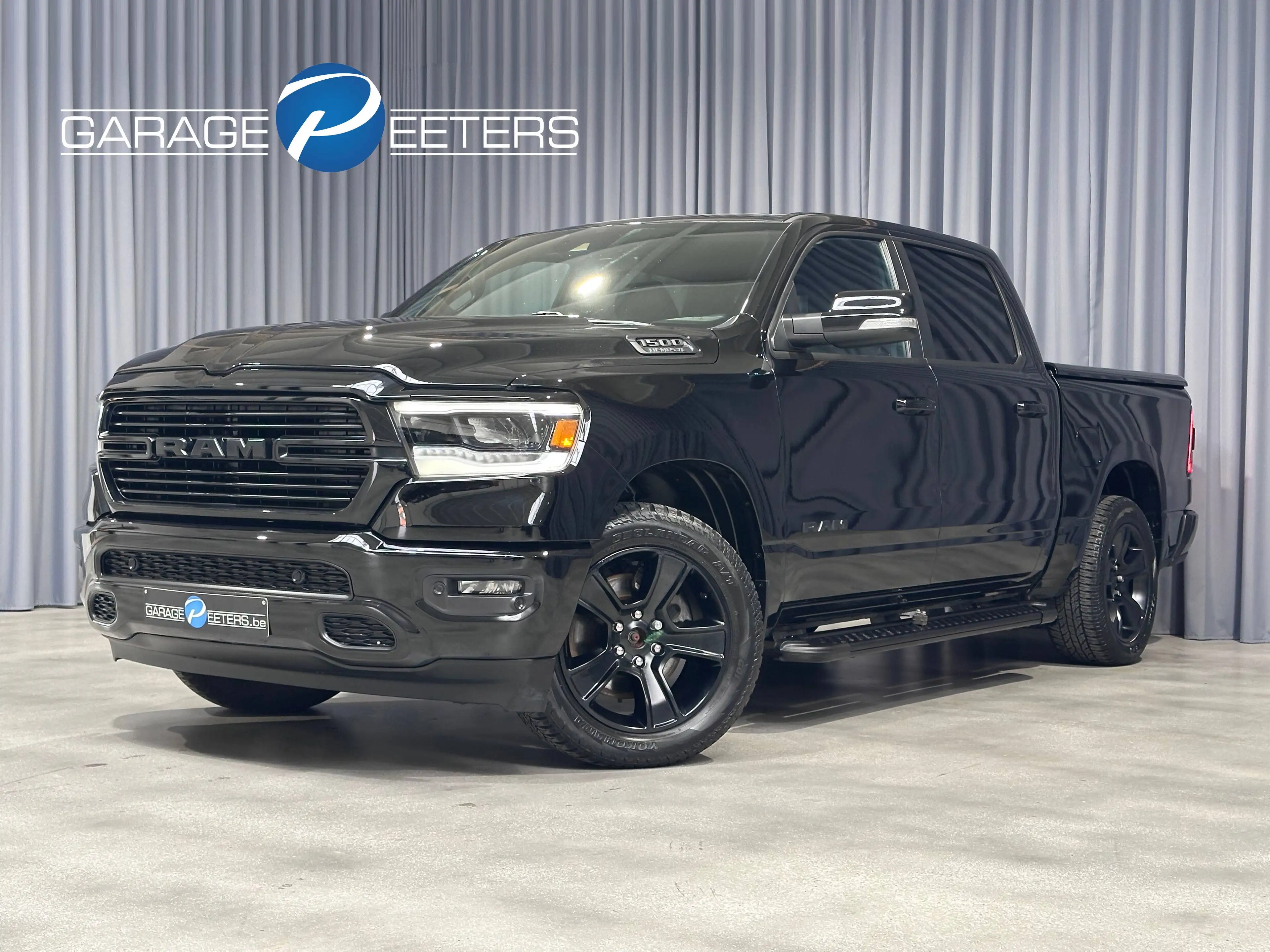 Dodge RAM 1500 SPORT CREW CAB 4X4 *LPG*LEDER*NAVI*APPLE CARPLAY*