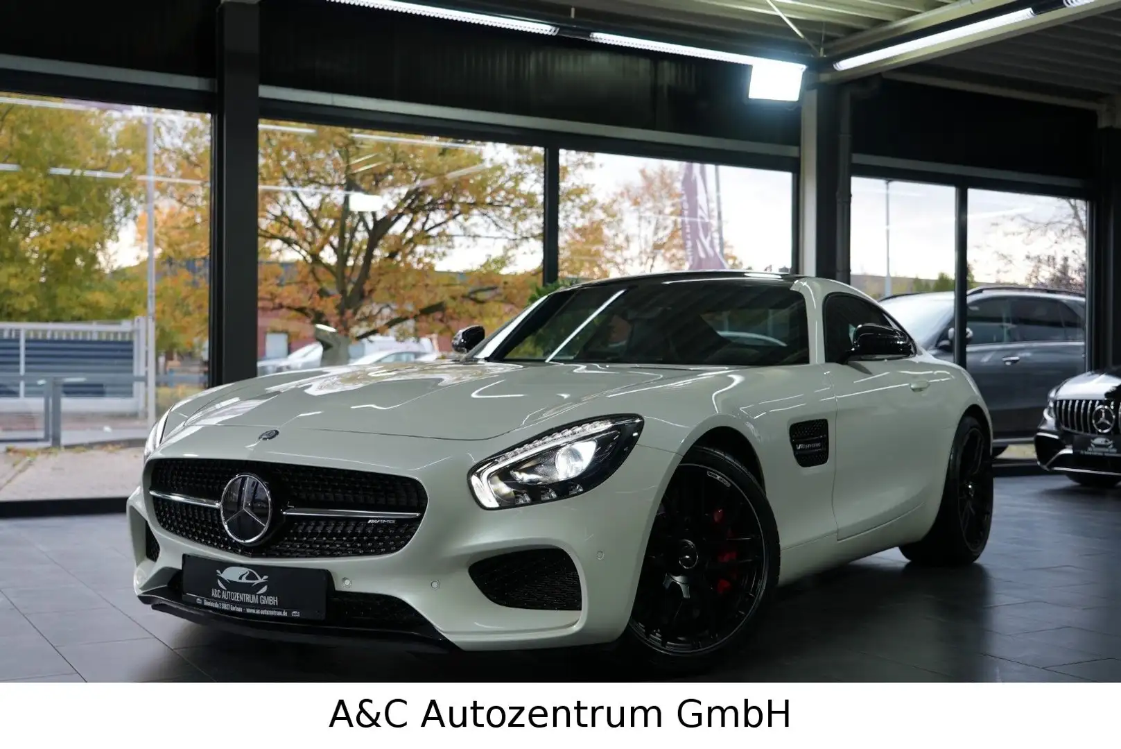 Mercedes-Benz AMG GT Coupé Weiß - 2