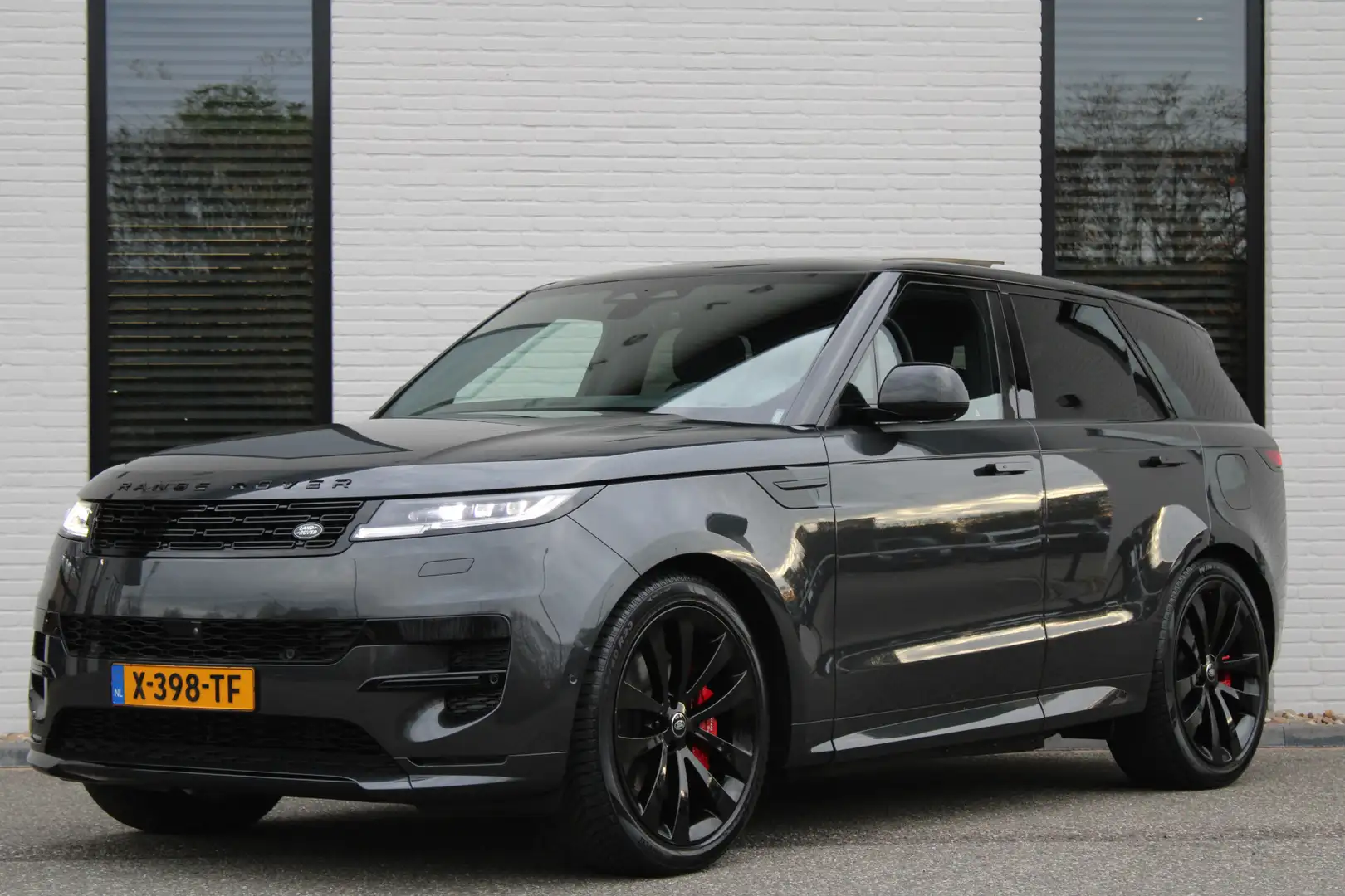 Land Rover Range Rover Sport 3.0 P460e Dynamic HSE PHEV / Panorama / NL-Auto / Gris - 2