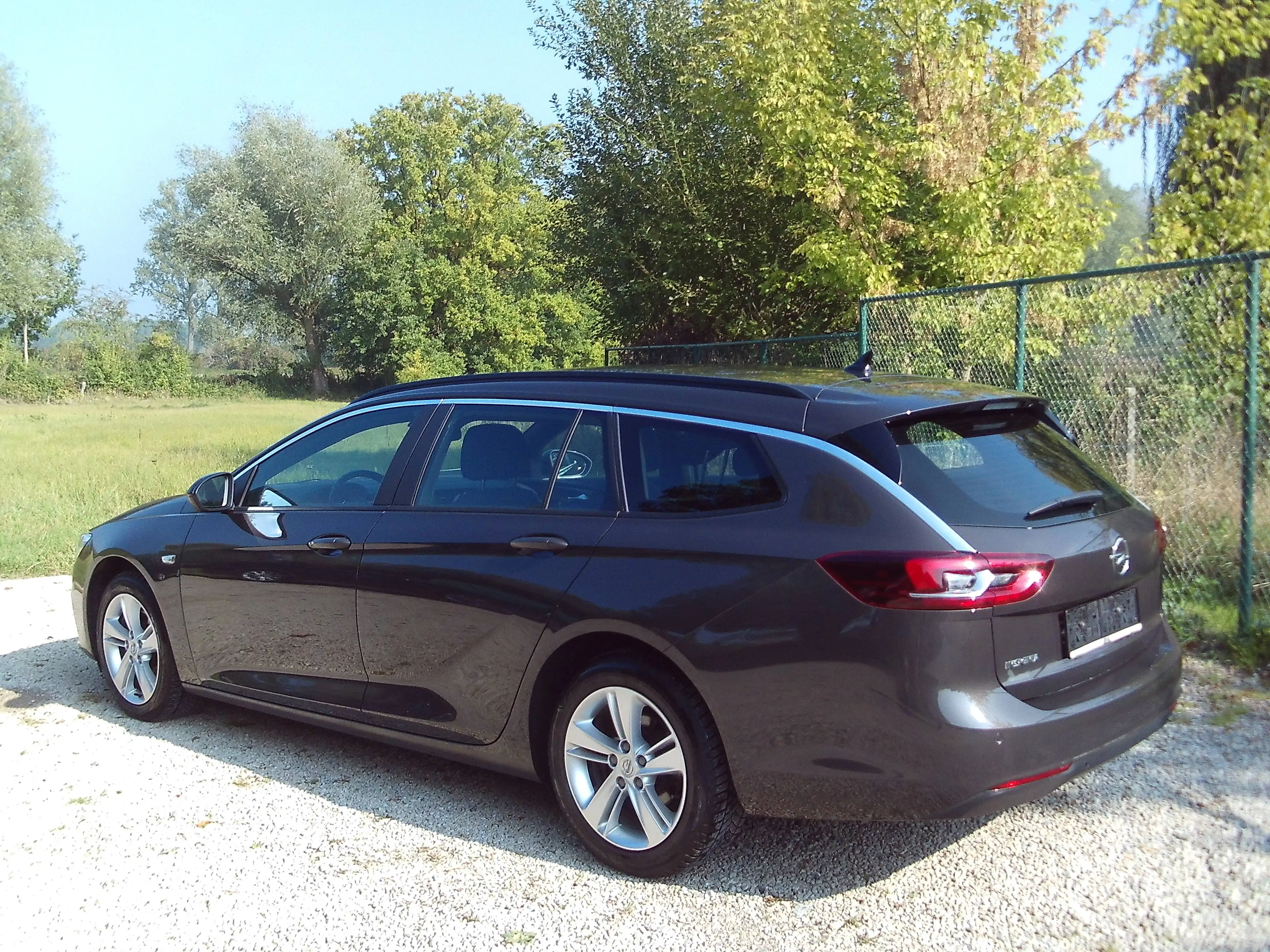 Opel Insignia Break 90dkm Automaat 17"Alu 122PK Topwagen Nw st21 — photo 2